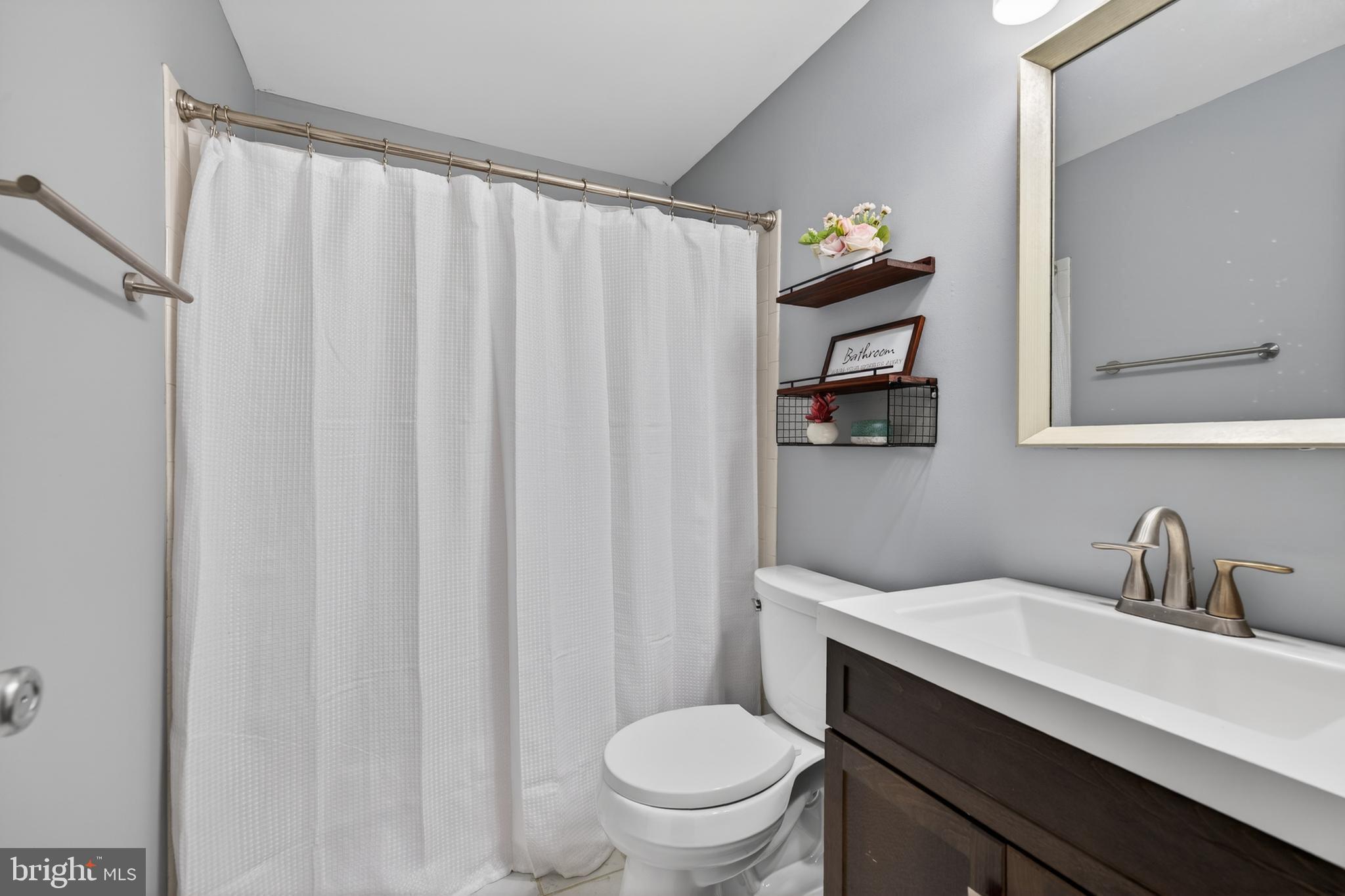 THOMAS CHOICE WEST - Residential