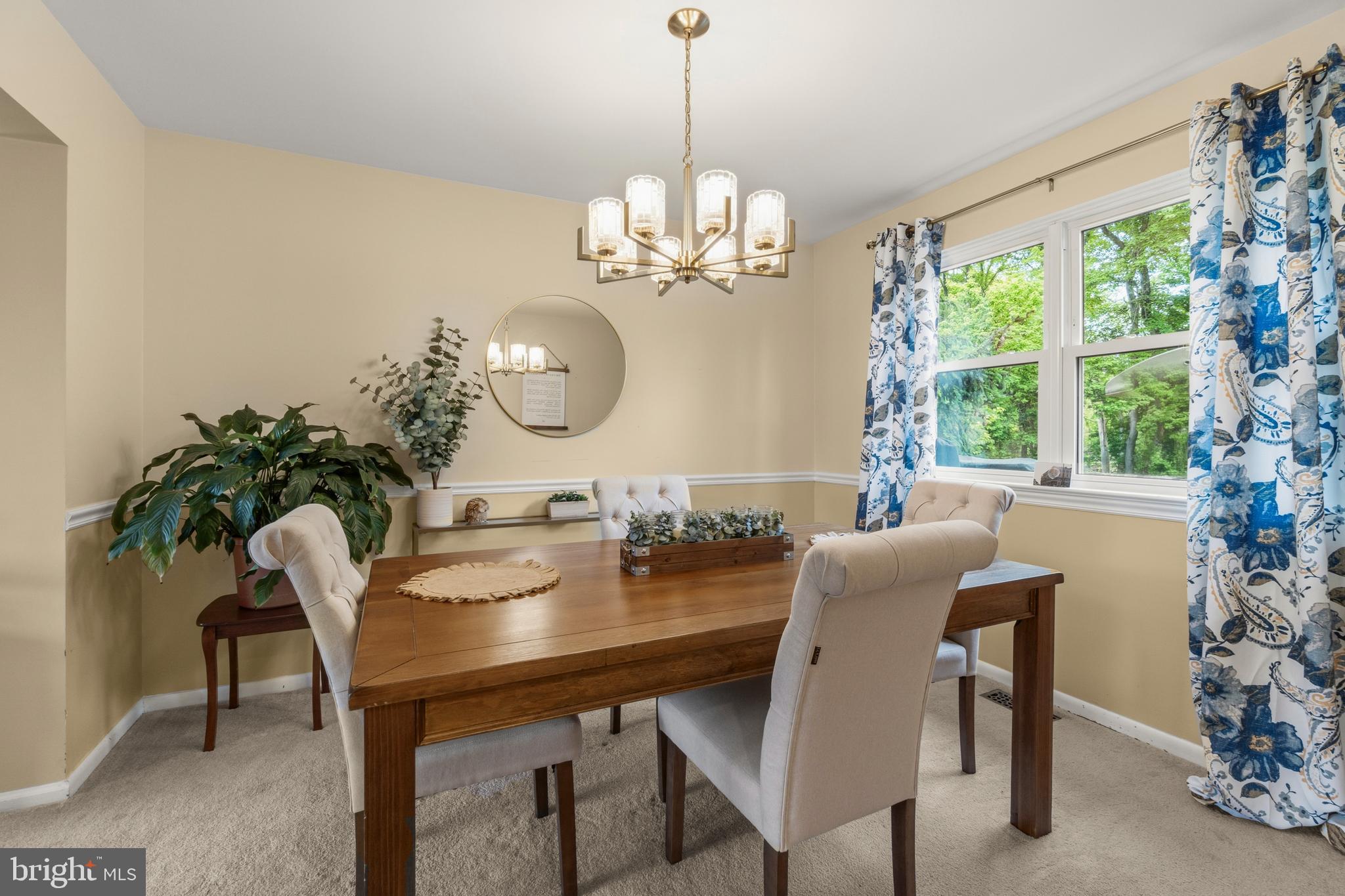 2 FARNHAM COURT