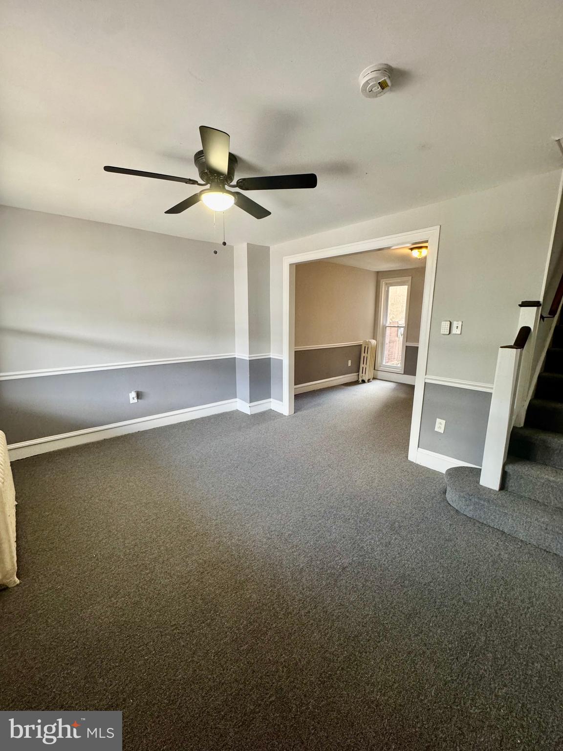 Welcome to 5812 N Woodstock St, a well-maintained 3-bedroom, 1-bathroom home located on a quiet block in the Belfield section of Philadelphia. This inviting property offers a spacious layout with comfortable living and dining areas, perfect for everyday living and entertaining.
The kitchen comes equipped with a refrigerator, oven, and microwave. Laundry is located in the basement, and there’s plenty of room for additional storage. Upstairs, you’ll find three nicely sized bedrooms filled with natural light and a full bathroom.
Small pets are welcome, making this a cozy and convenient option for your next home.