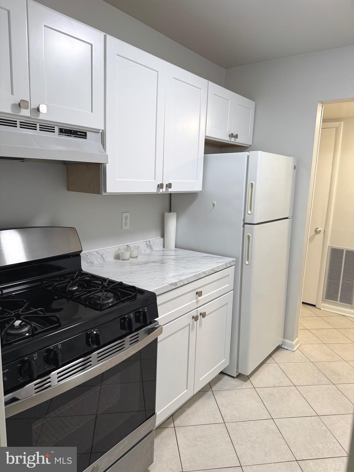 ASPEN GREEN - Residential Lease