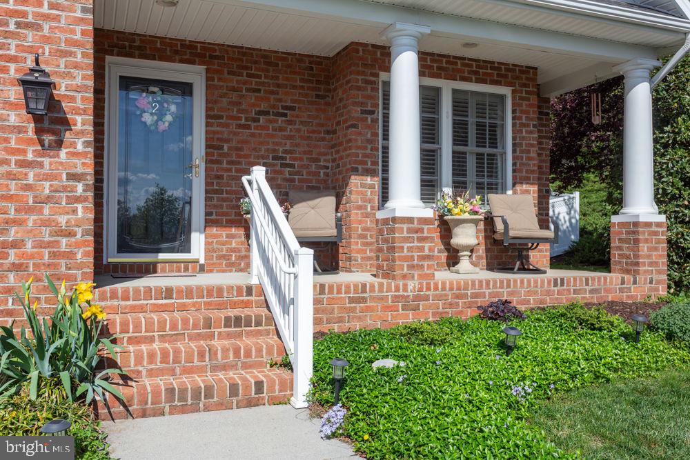 521 HICKORY GROVE CIRCLE