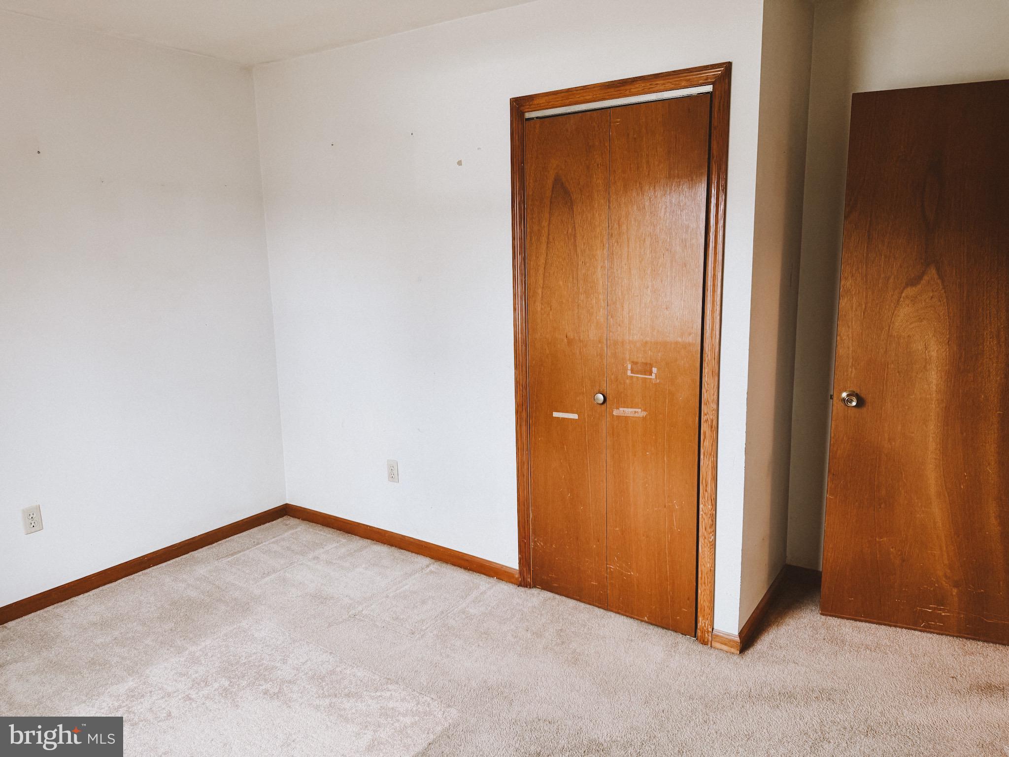 CRESAPTOWN - Residential