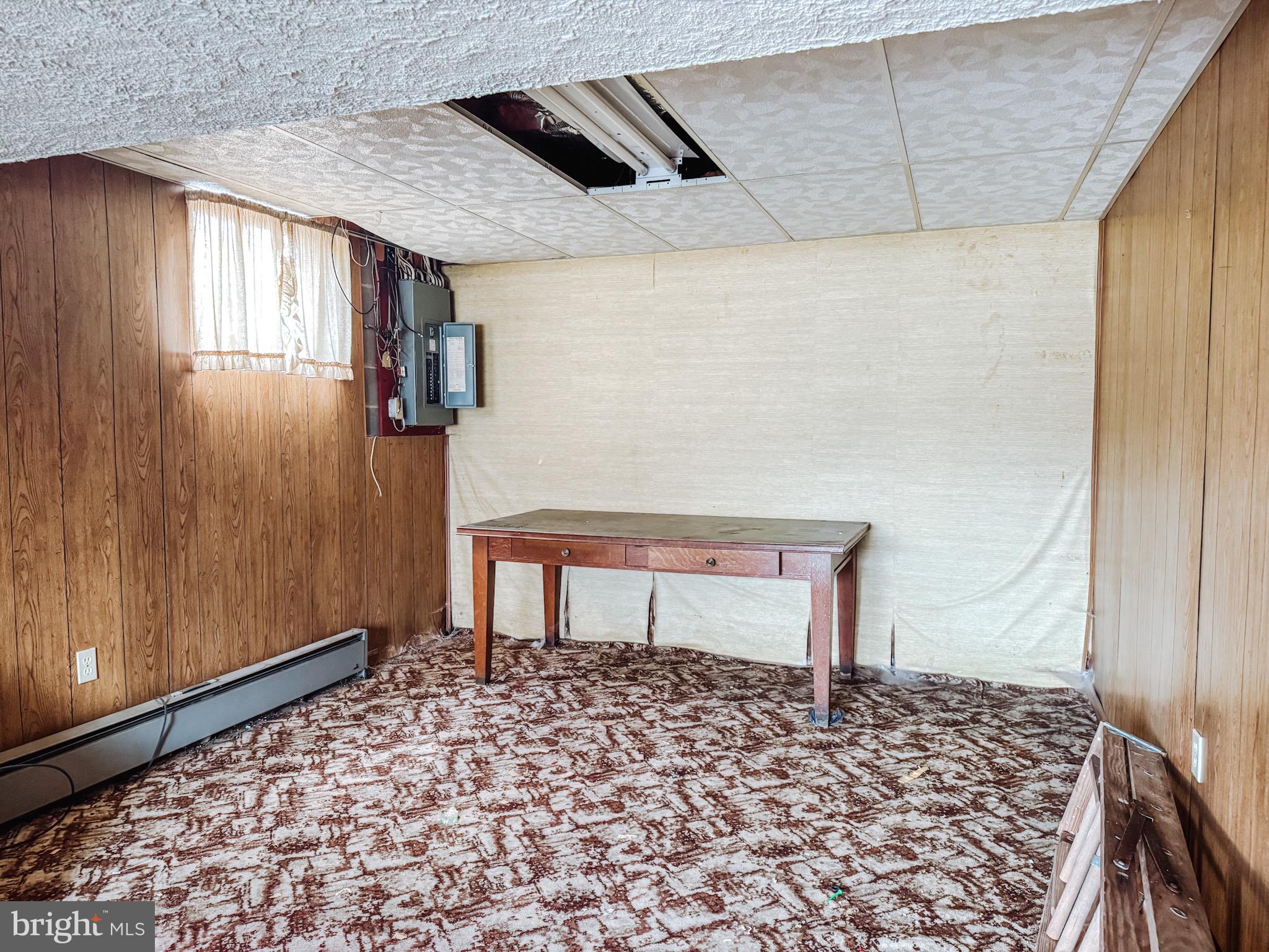 CRESAPTOWN - Residential