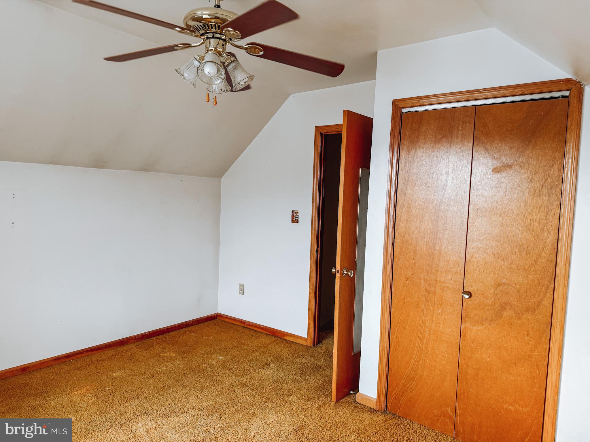 CRESAPTOWN - Residential