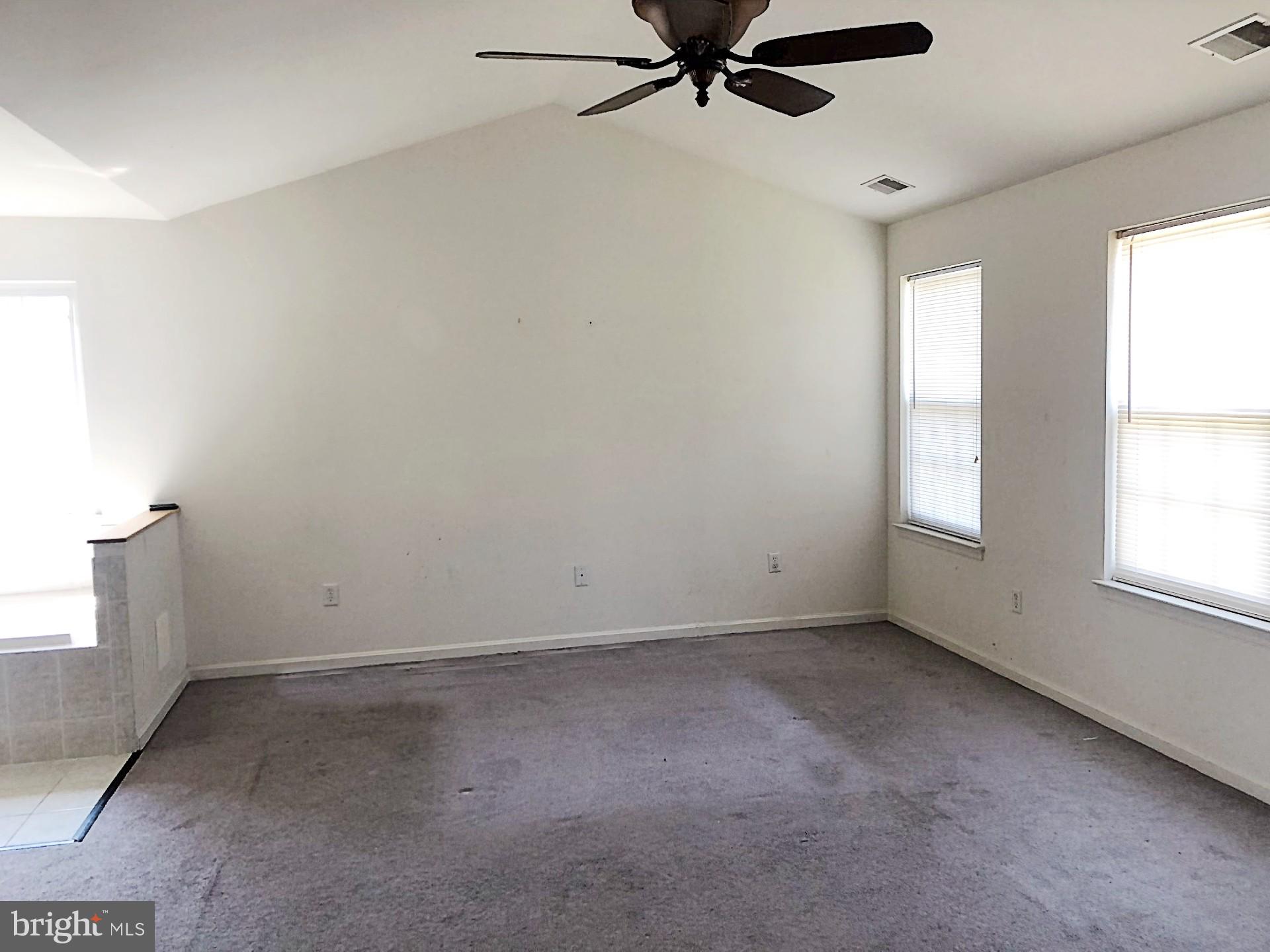 SUNRISE CEDARS - Residential