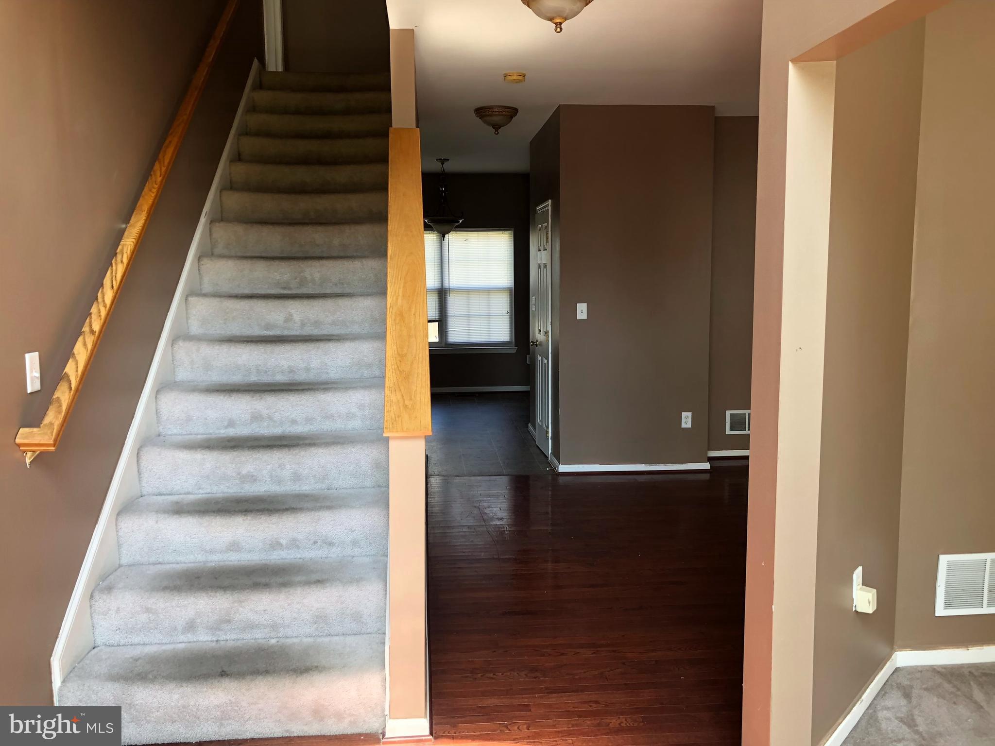 SUNRISE CEDARS - Residential