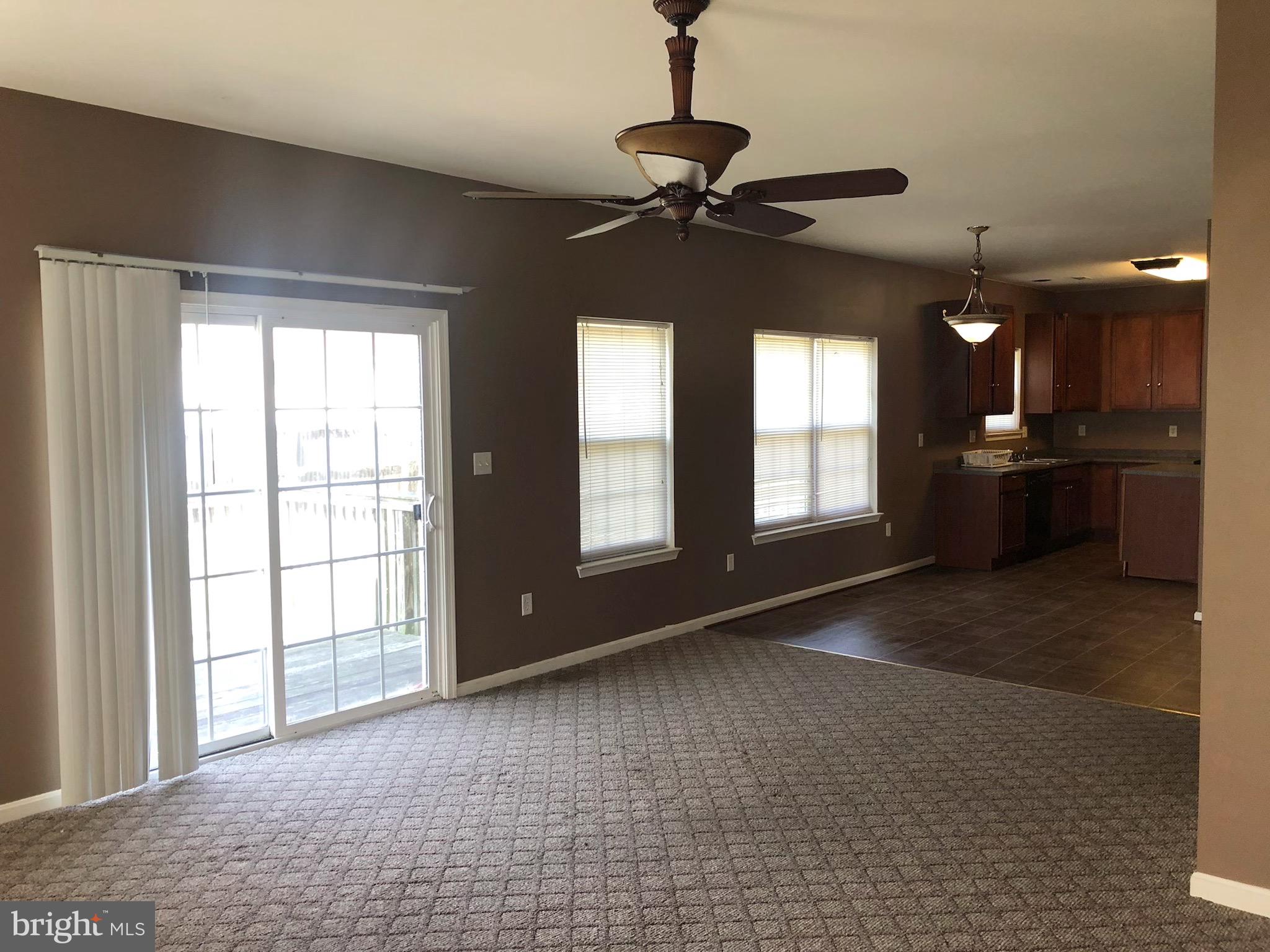 SUNRISE CEDARS - Residential