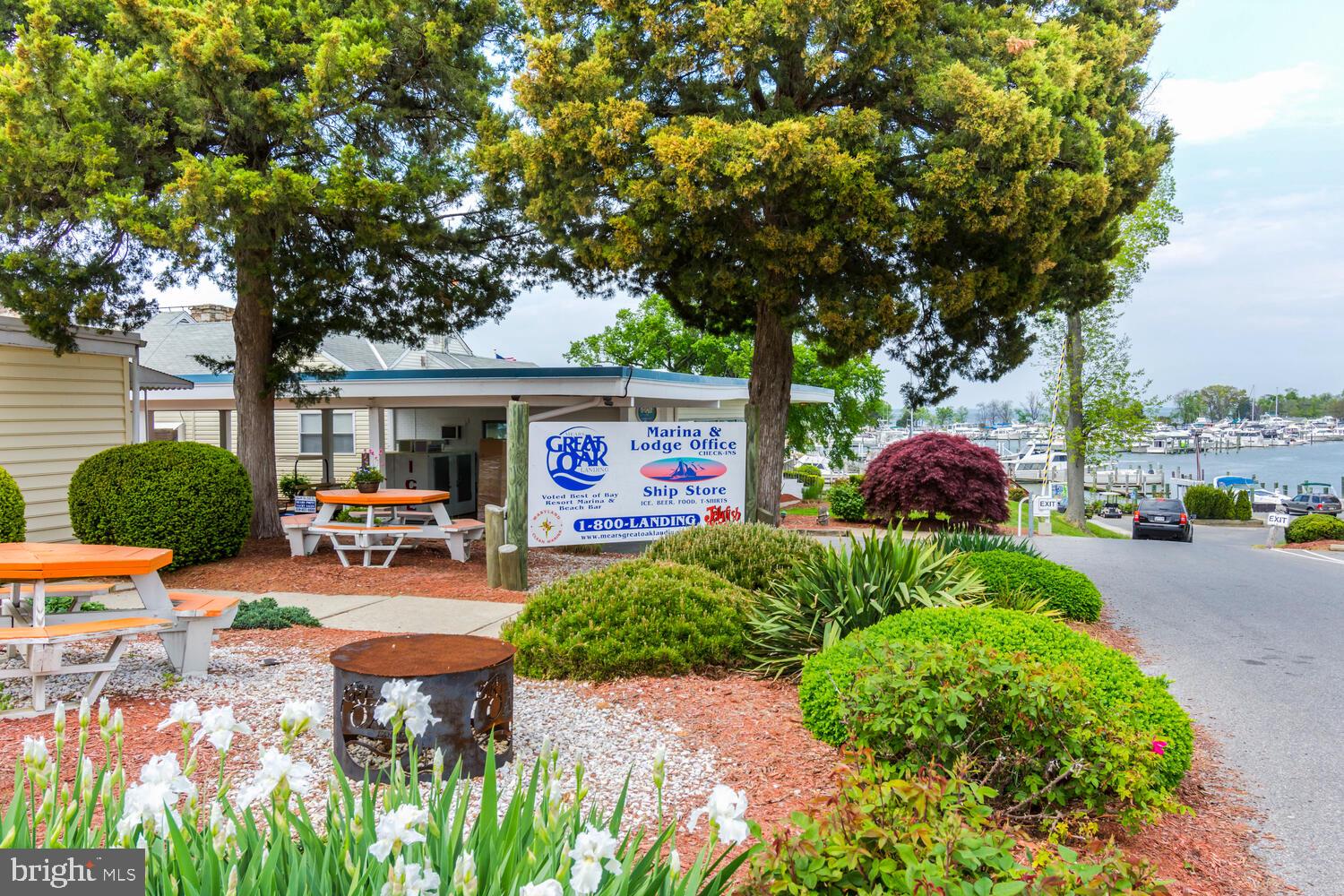 GREAT OAK - Residential