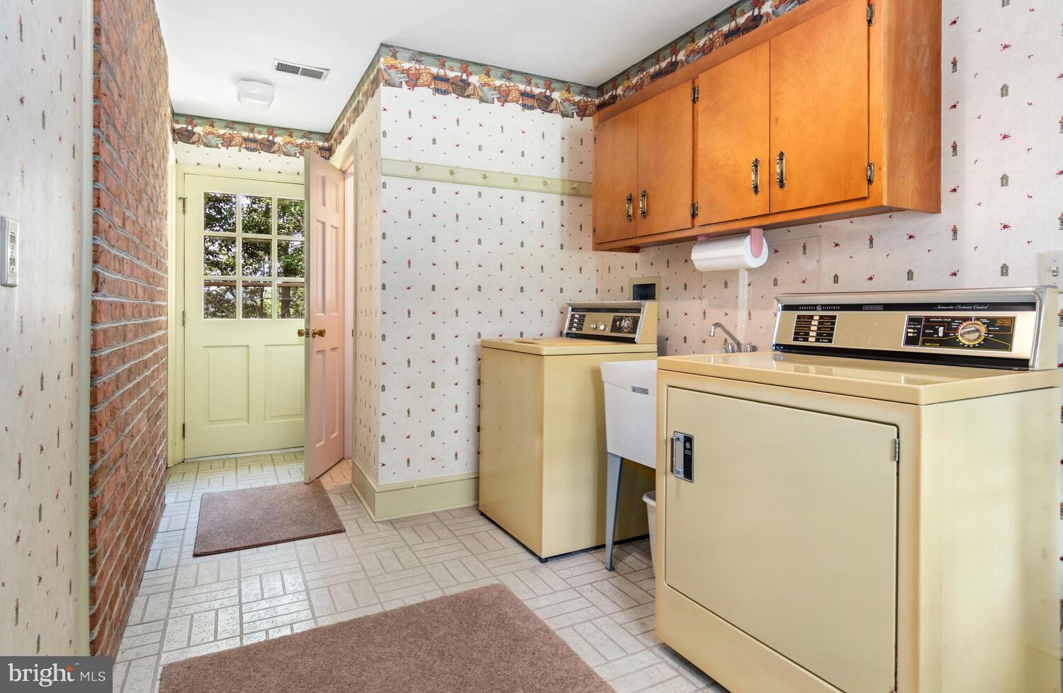 GREAT OAK - Residential