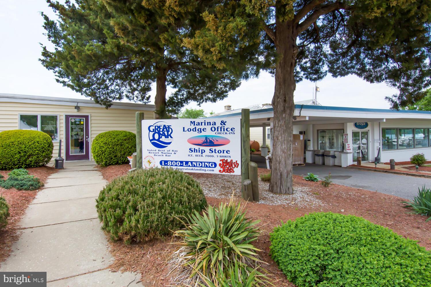 GREAT OAK - Residential