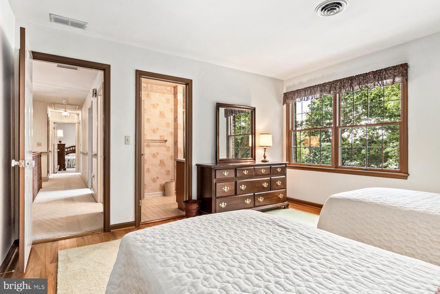 GREAT OAK - Residential