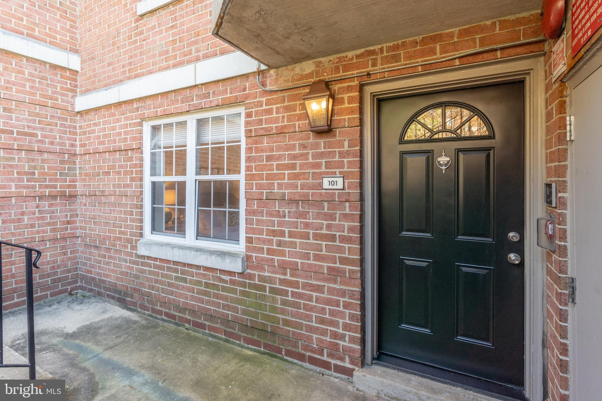 3806 PORTER STREET NW 101