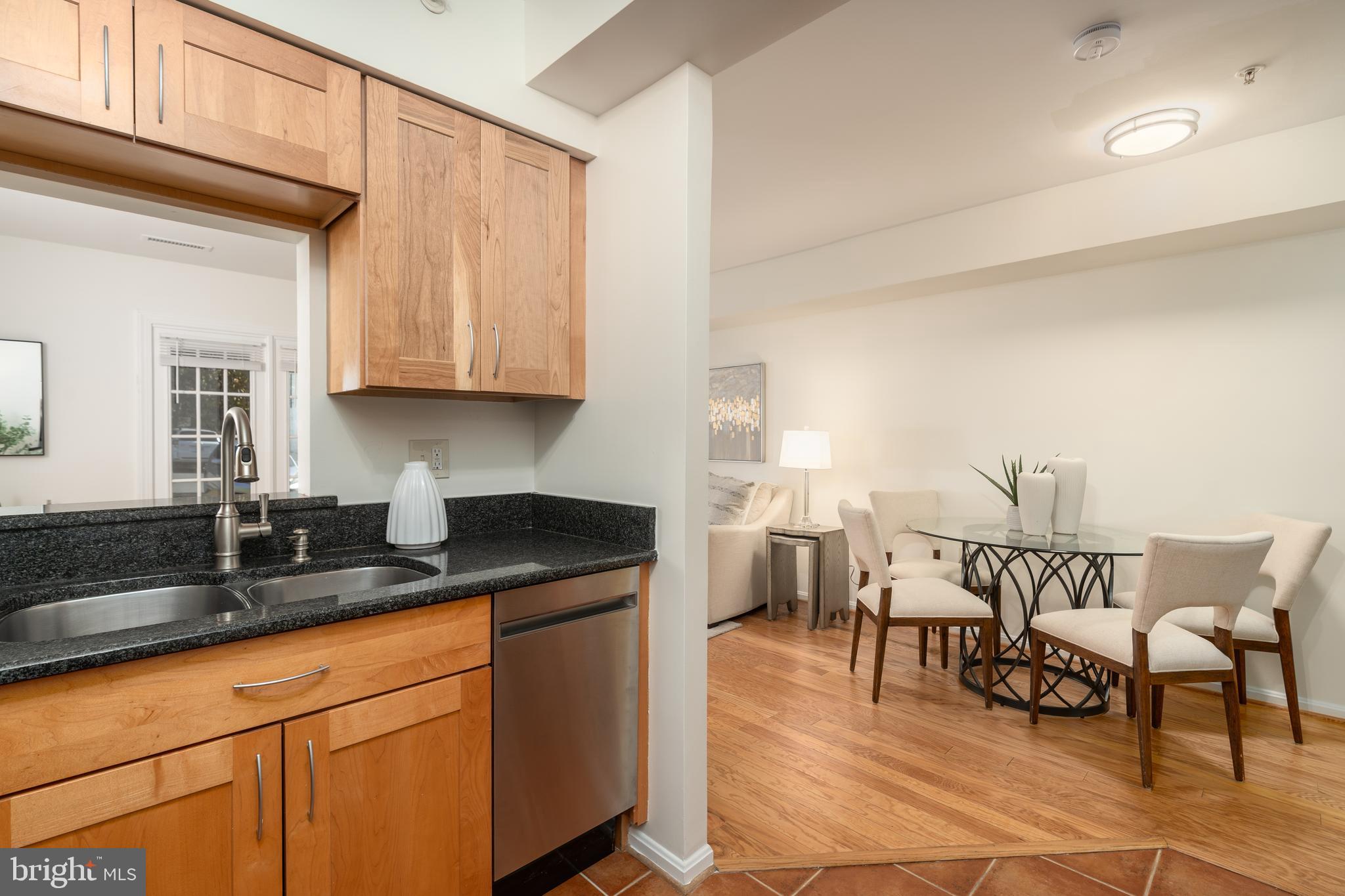 CLEVELAND PARK - Residential