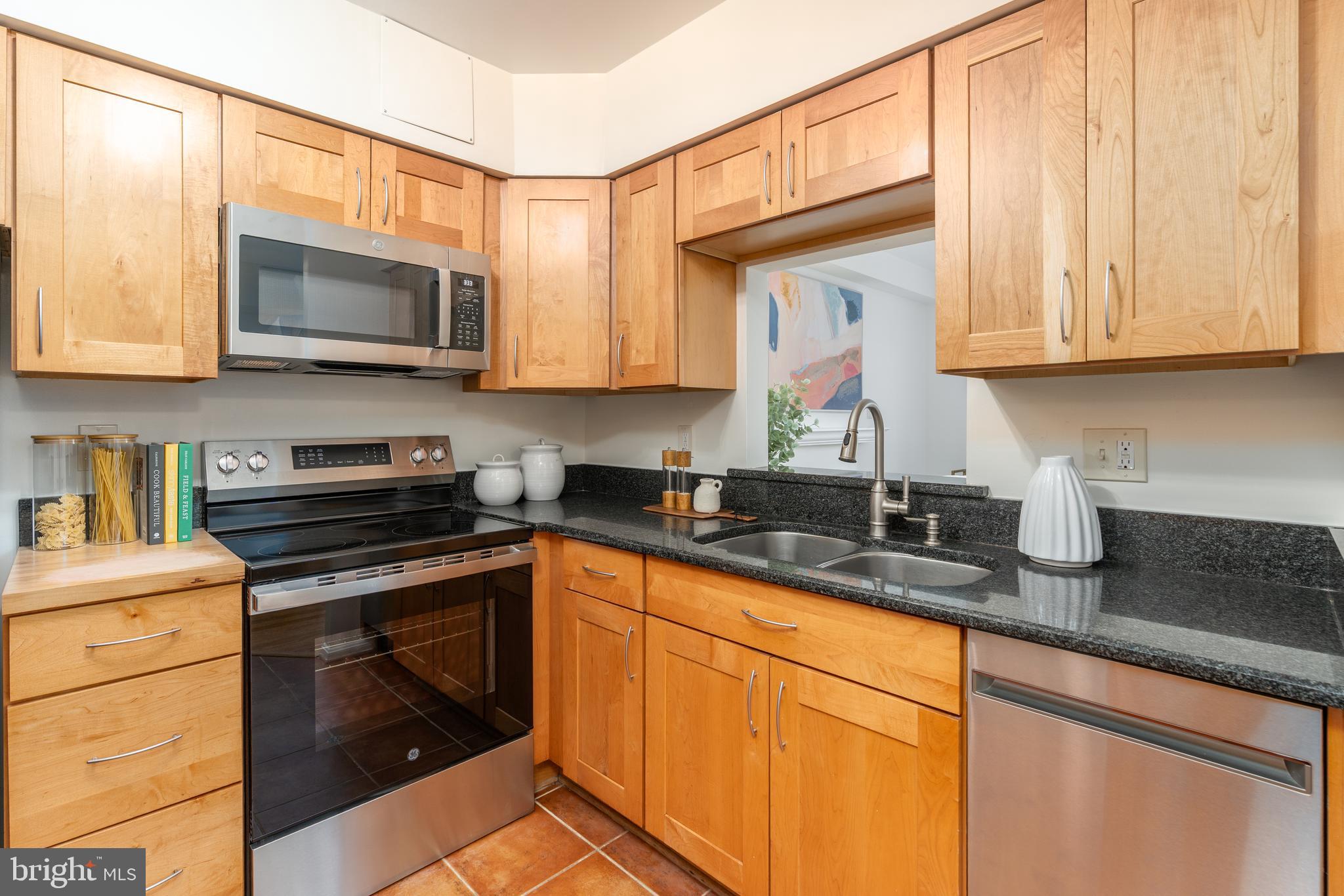 CLEVELAND PARK - Residential