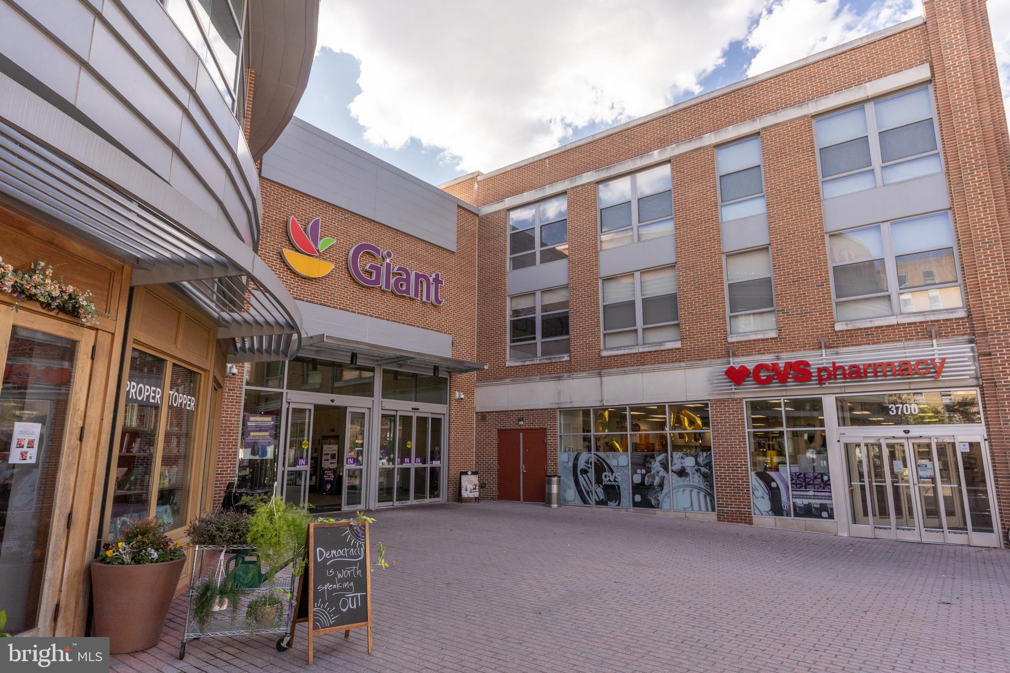 CLEVELAND PARK - Residential