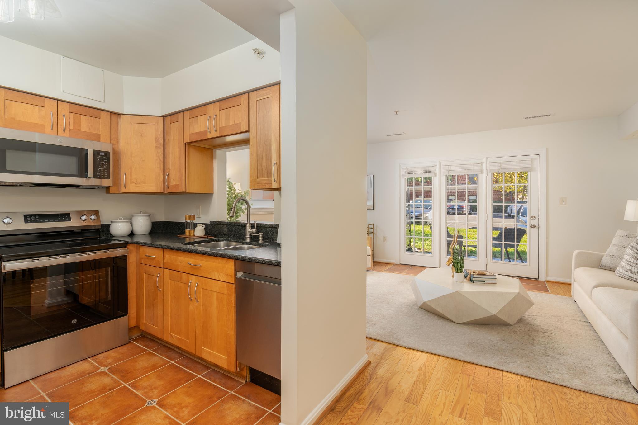 CLEVELAND PARK - Residential