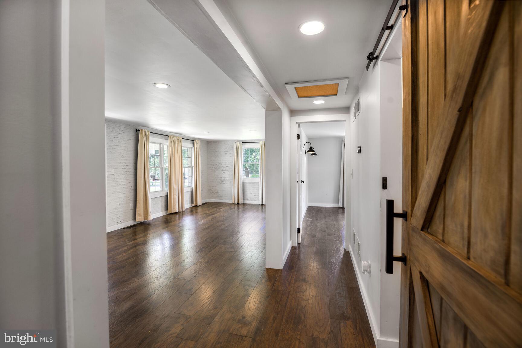 VALLEY VIEW - Residential