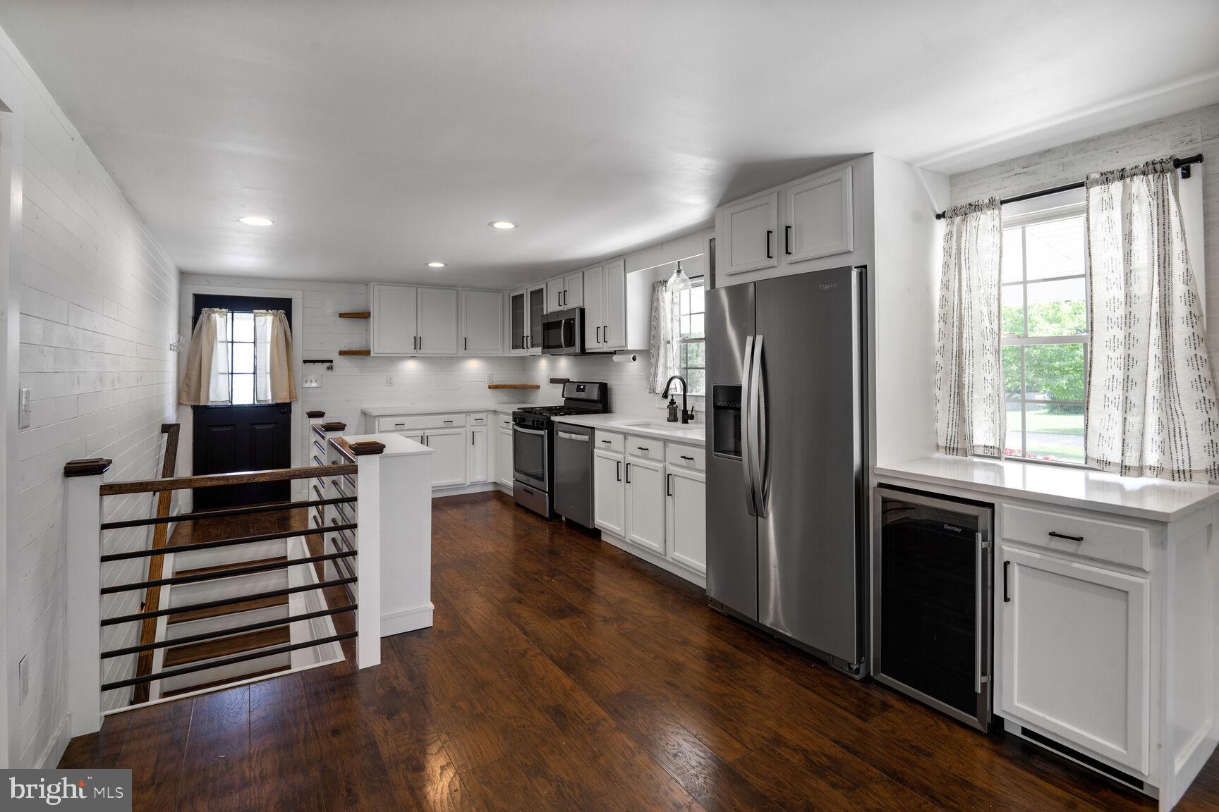 VALLEY VIEW - Residential