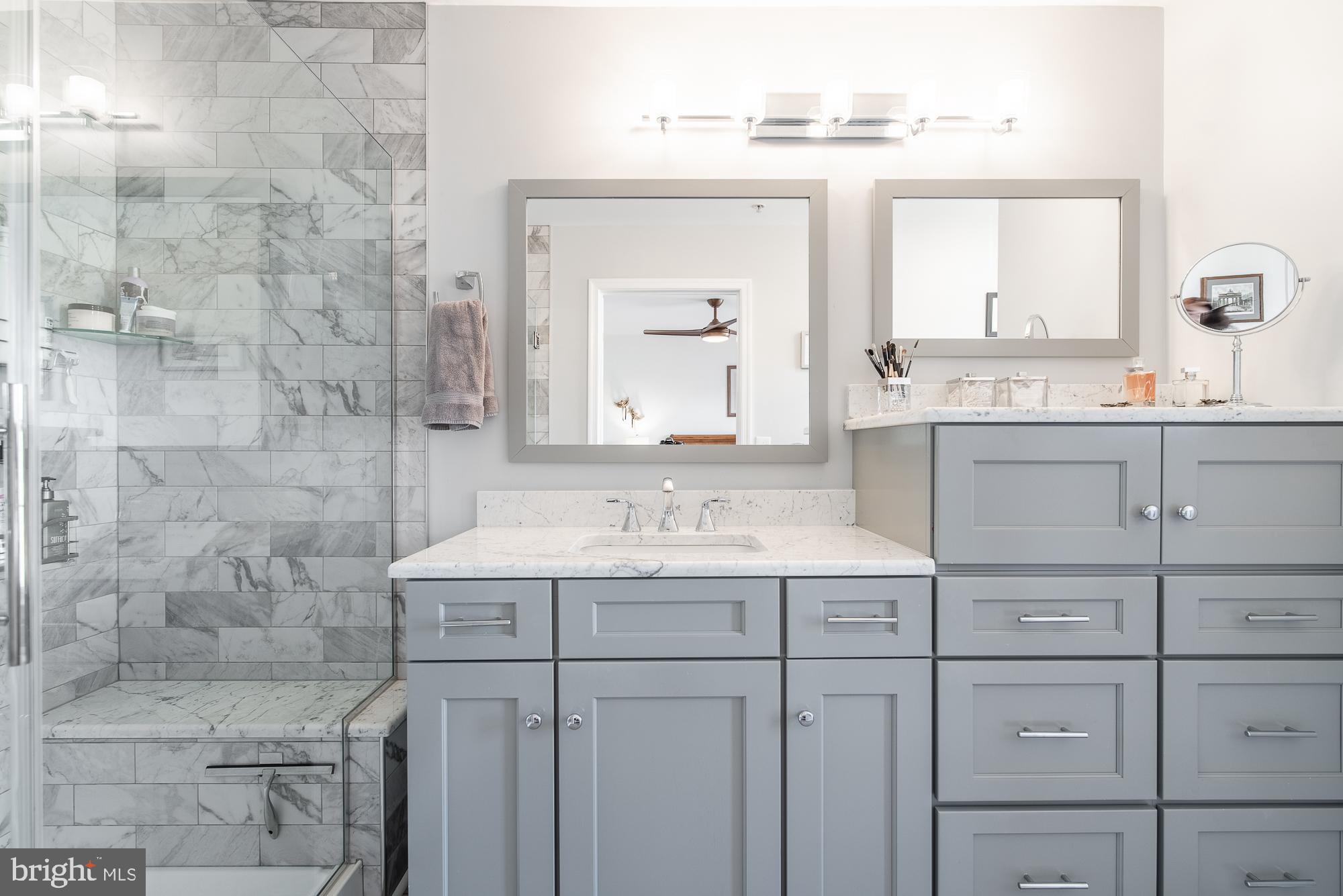 HUNTINGTON GROVE - Residential