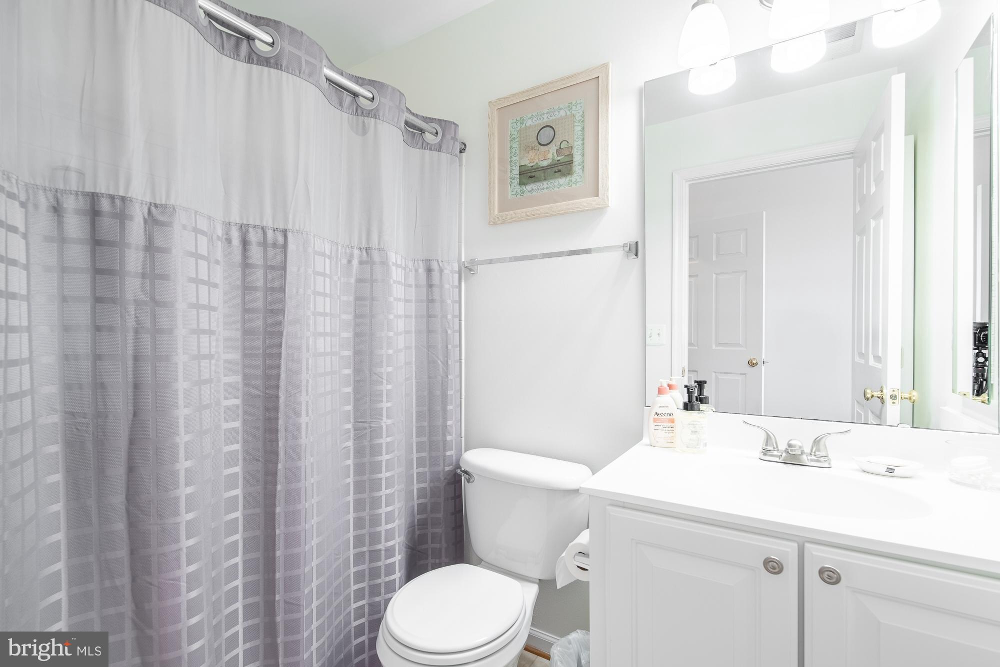 HUNTINGTON GROVE - Residential