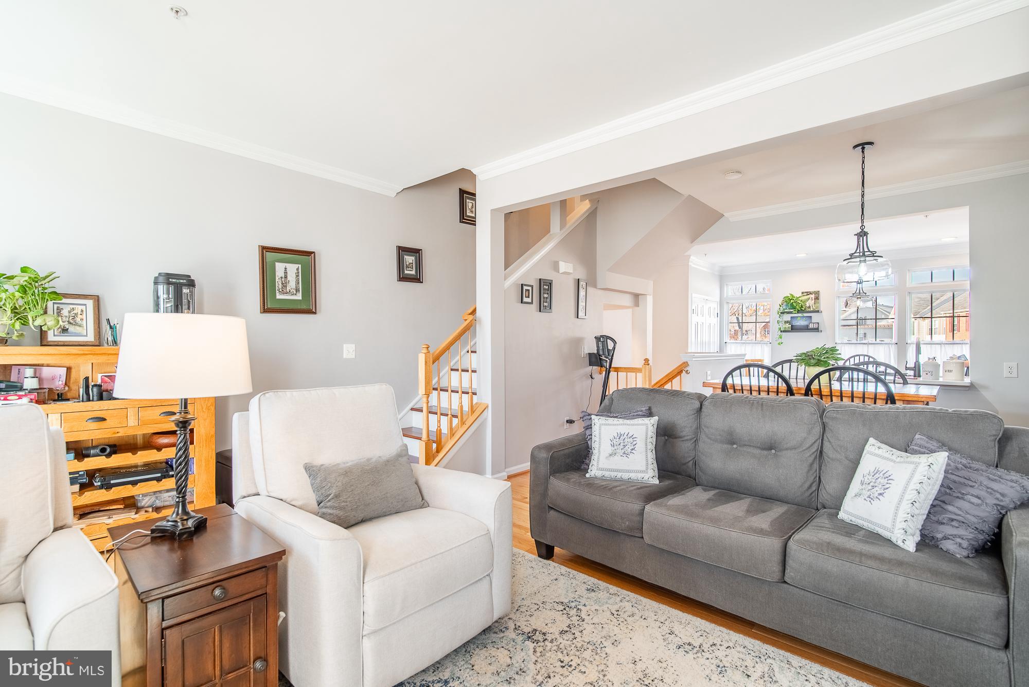 HUNTINGTON GROVE - Residential