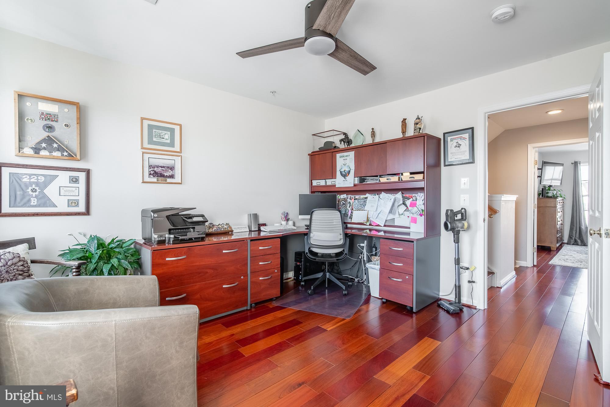 HUNTINGTON GROVE - Residential