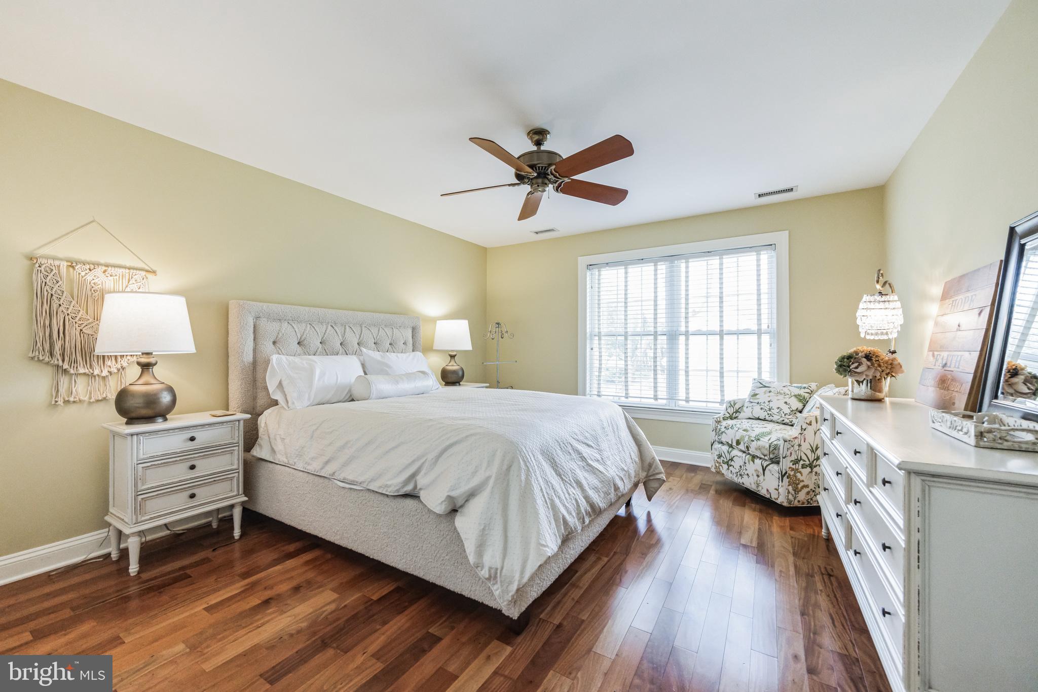 AFTON CREST - Residential