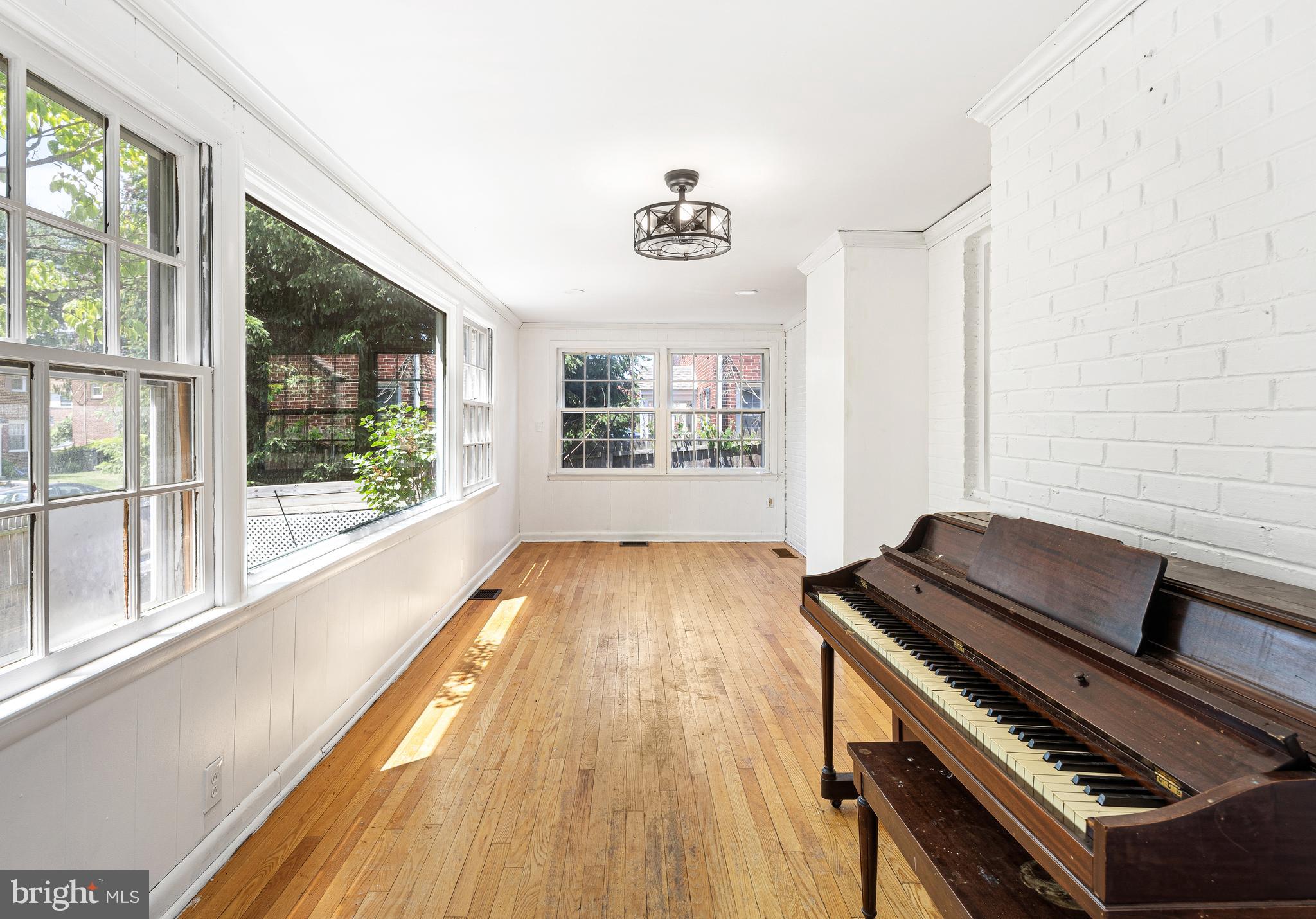 DREXEL HILL - Residential
