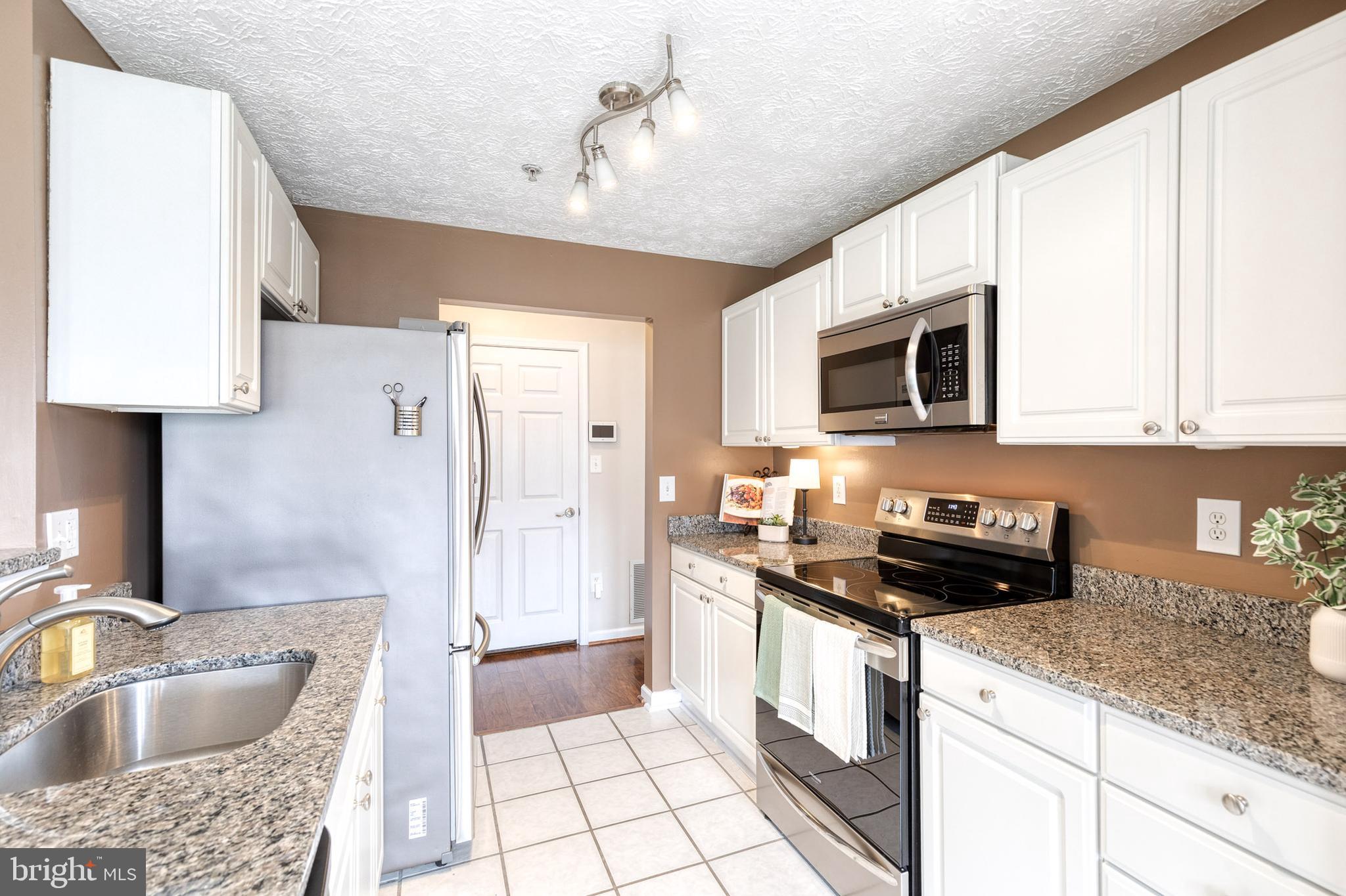 PINEY ORCHARD - Residential