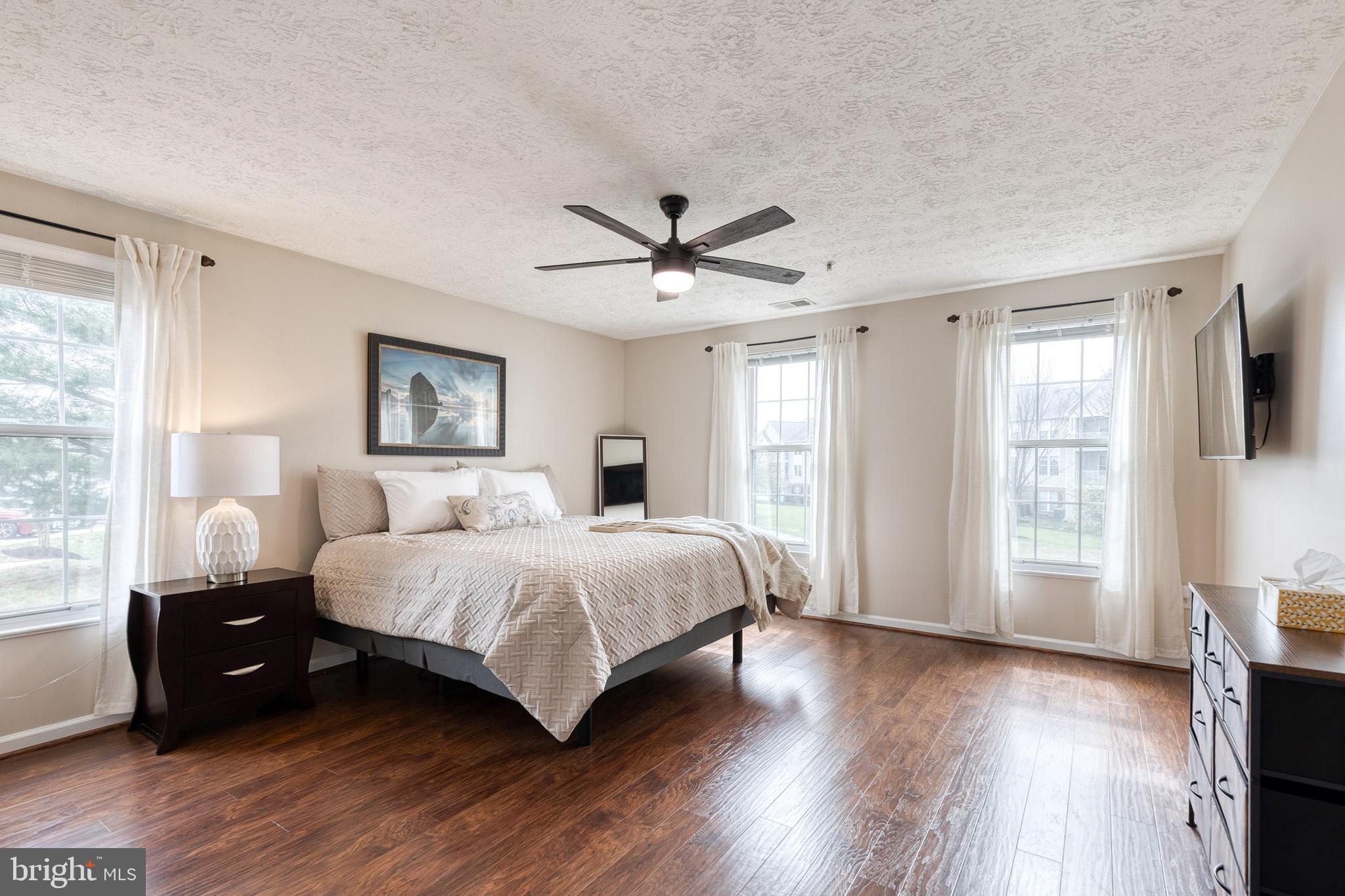 PINEY ORCHARD - Residential