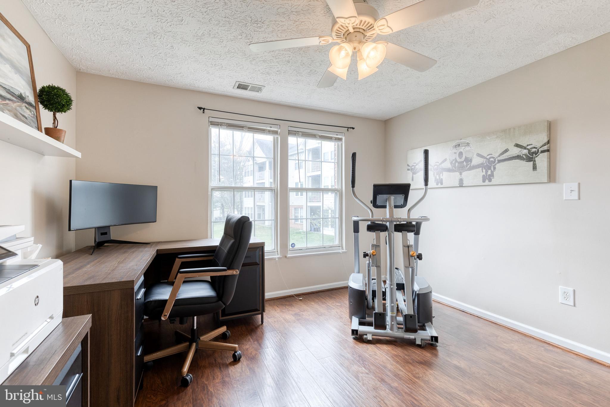 PINEY ORCHARD - Residential