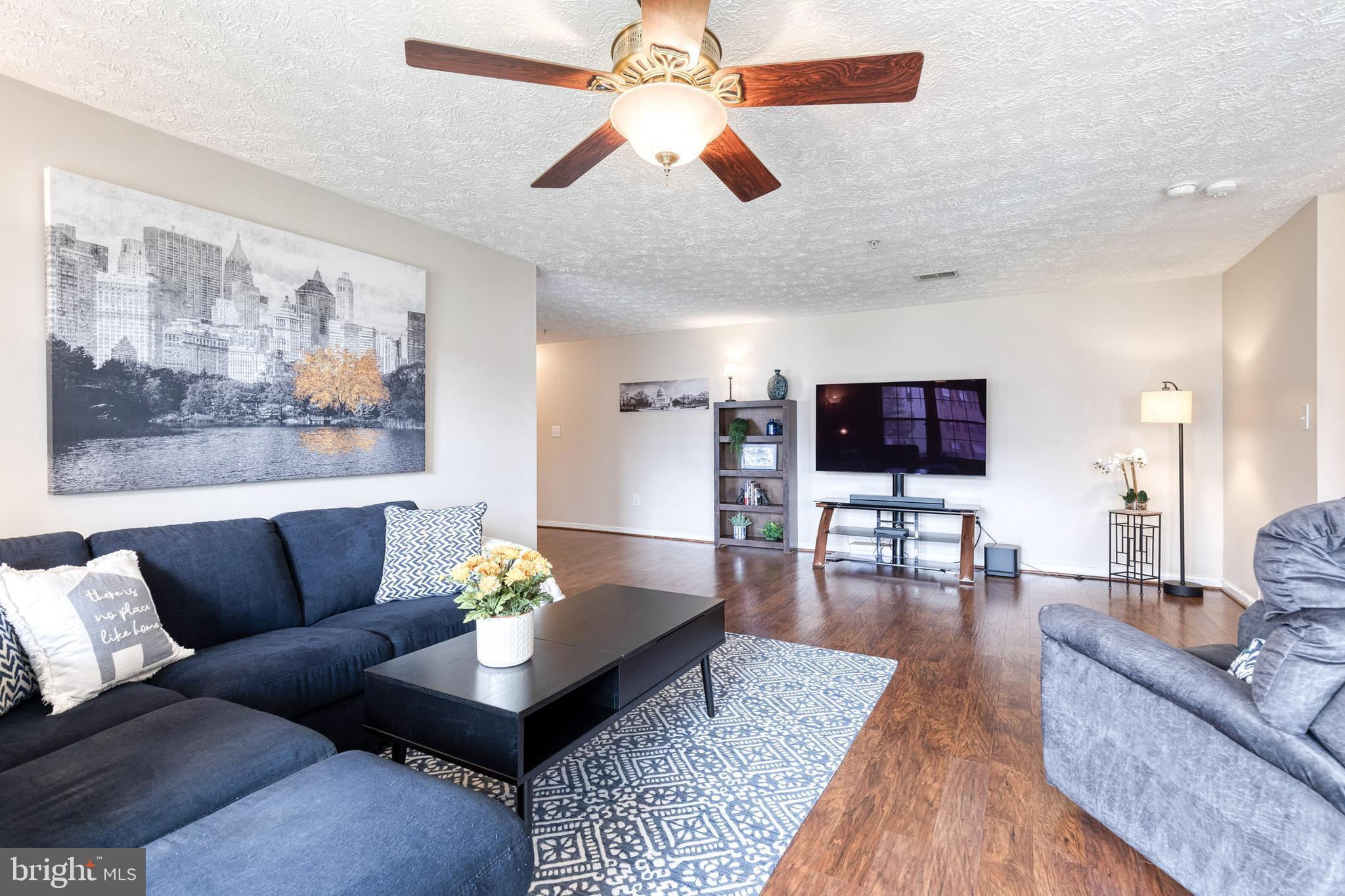 PINEY ORCHARD - Residential