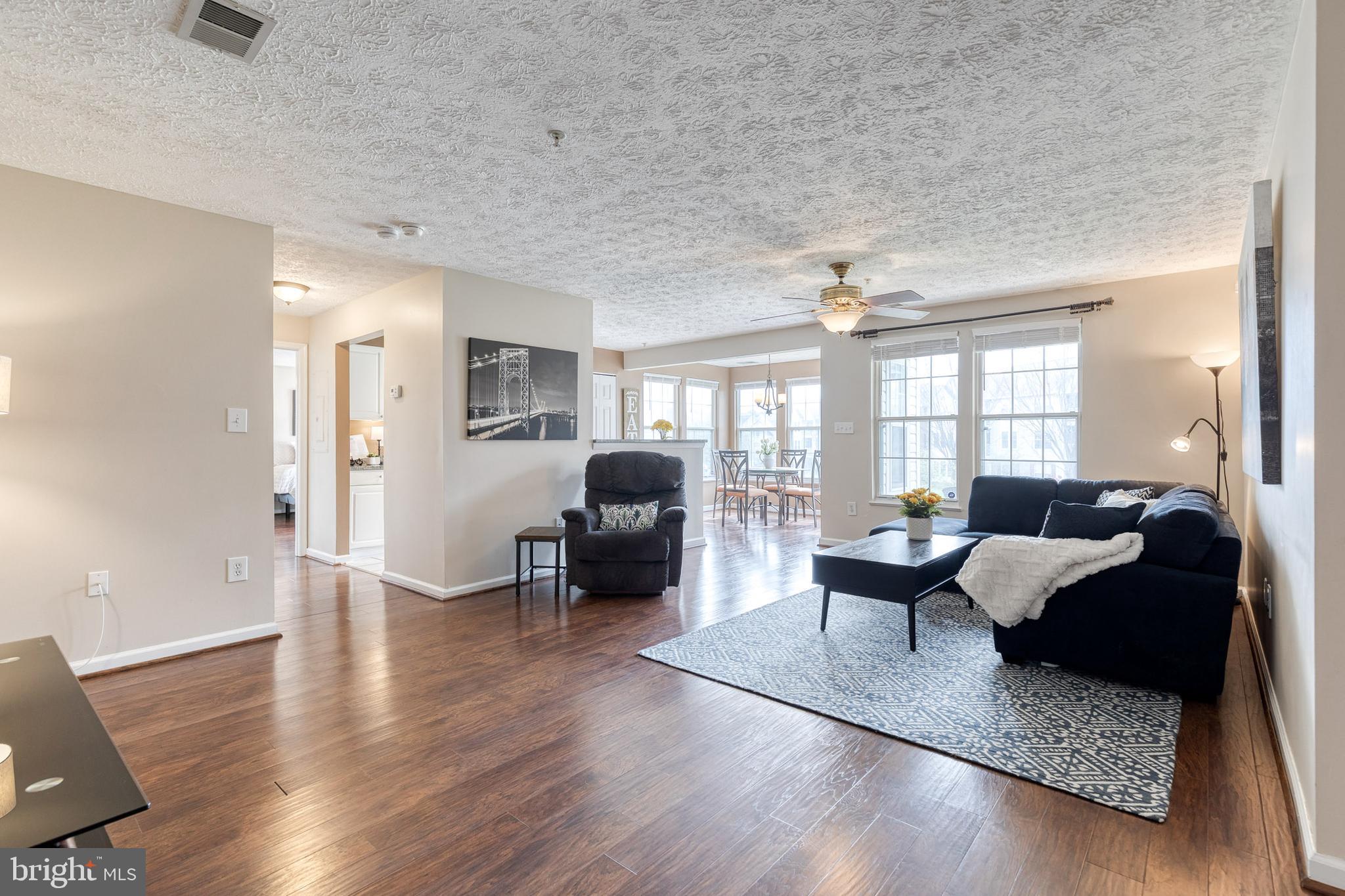 PINEY ORCHARD - Residential