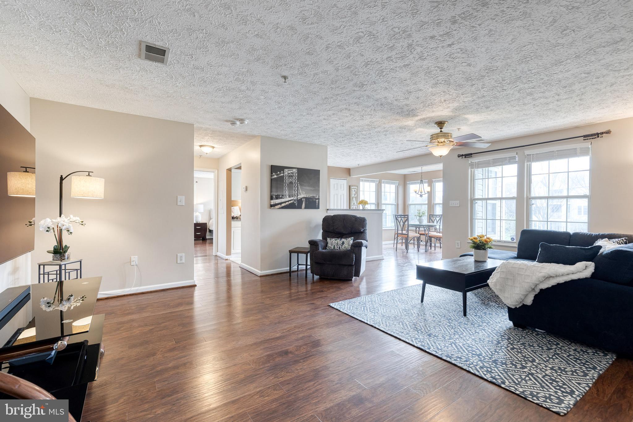 PINEY ORCHARD - Residential