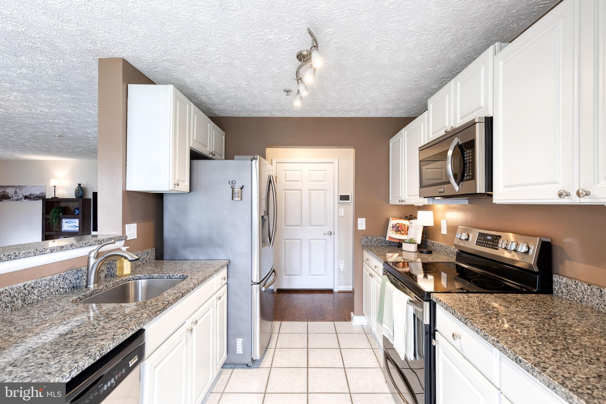 PINEY ORCHARD - Residential