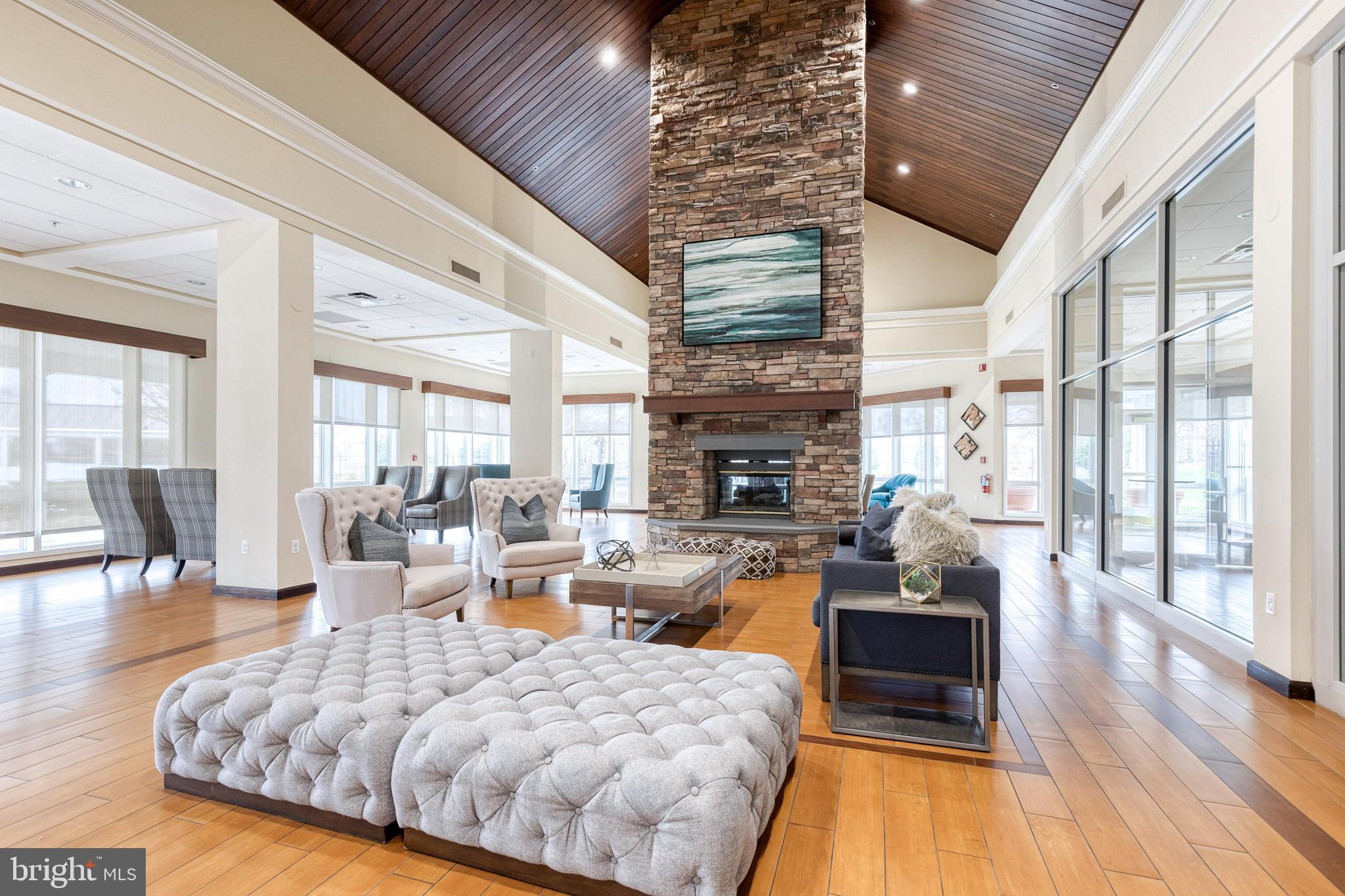 PINEY ORCHARD - Residential