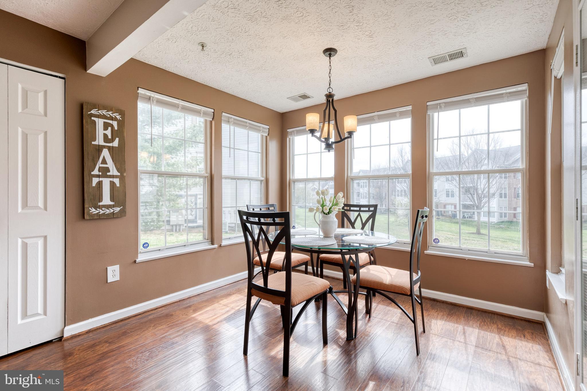 PINEY ORCHARD - Residential