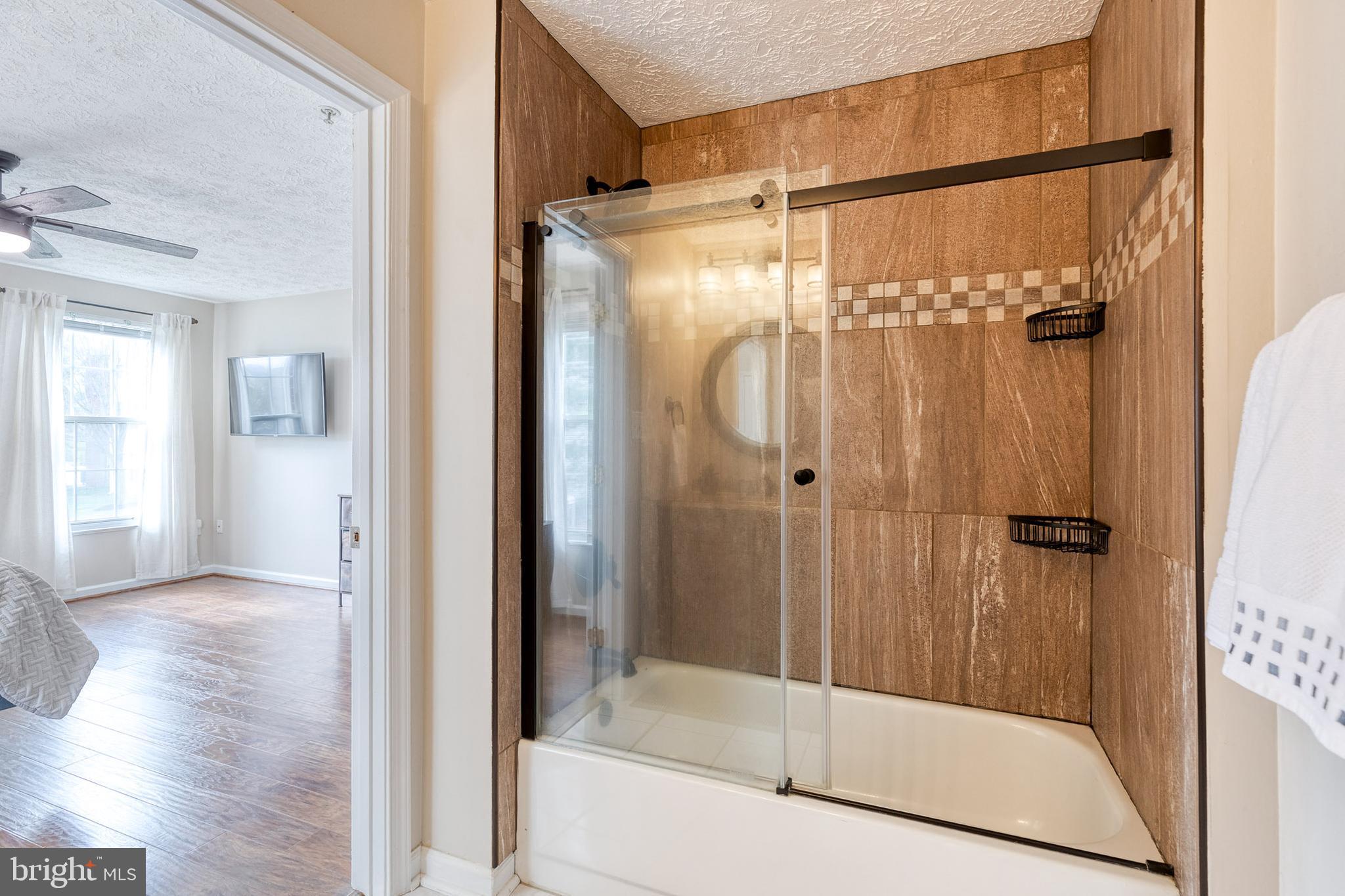 PINEY ORCHARD - Residential