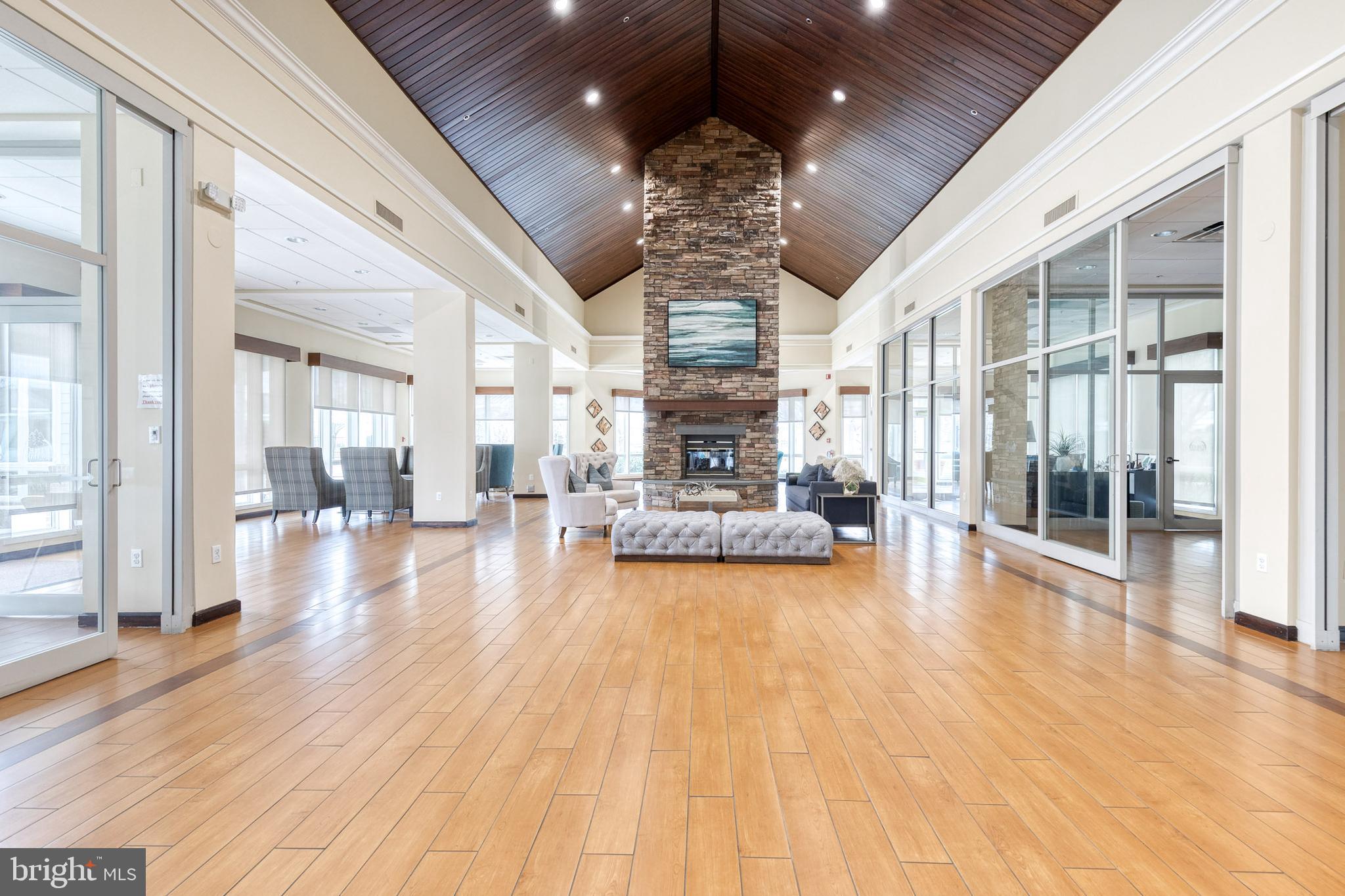 PINEY ORCHARD - Residential