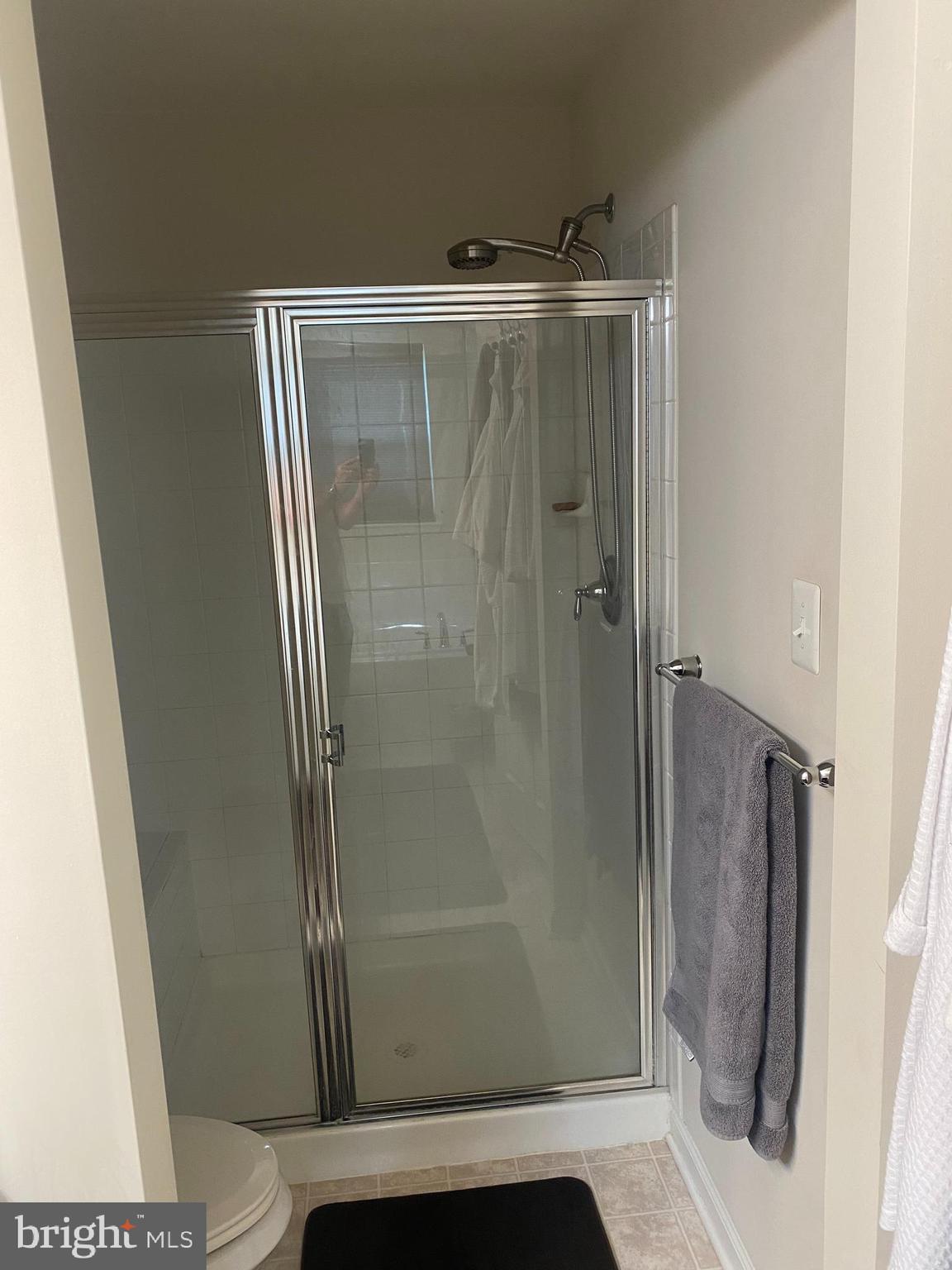 BROOKFIELD - Residential