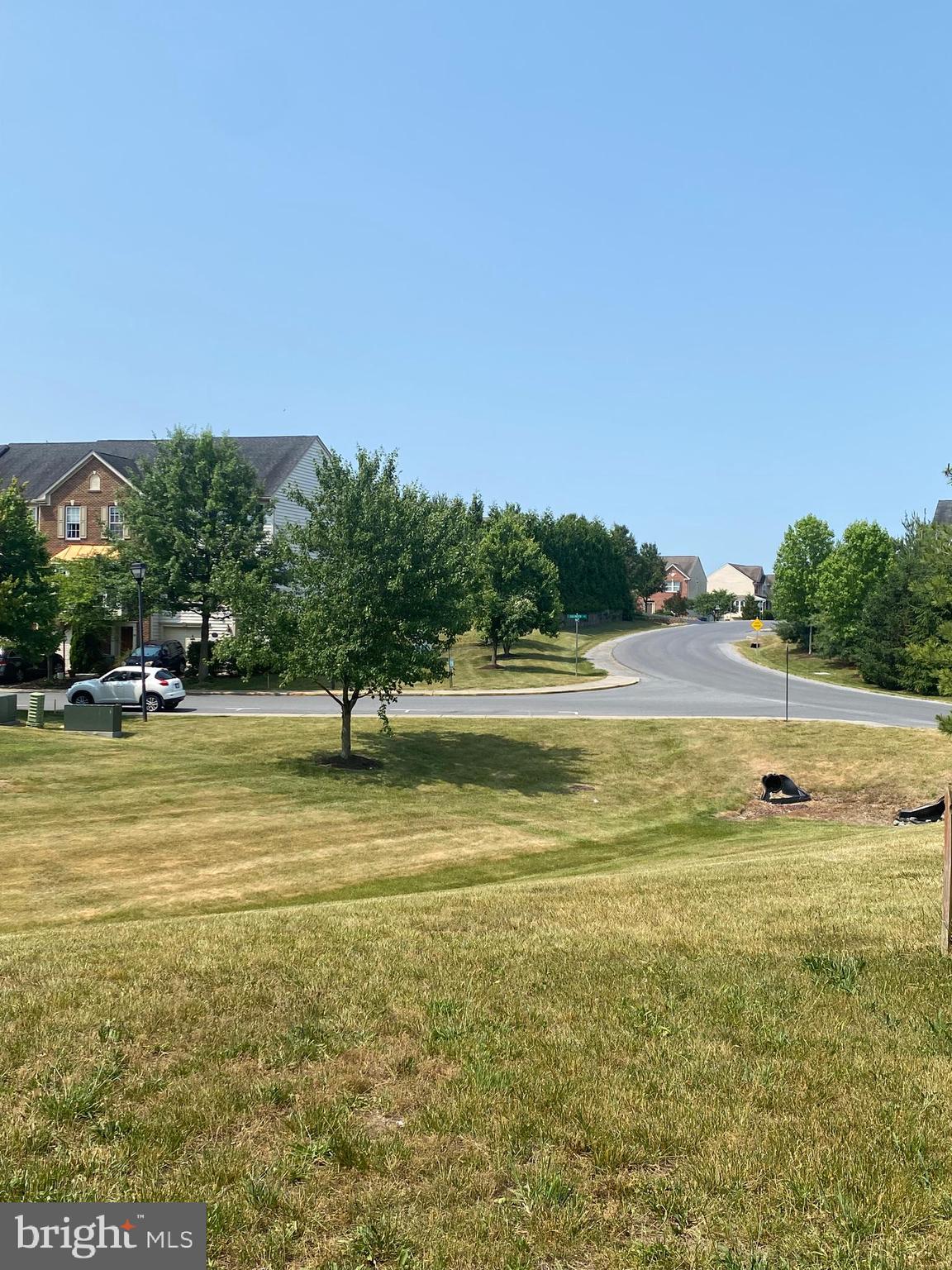 BROOKFIELD - Residential