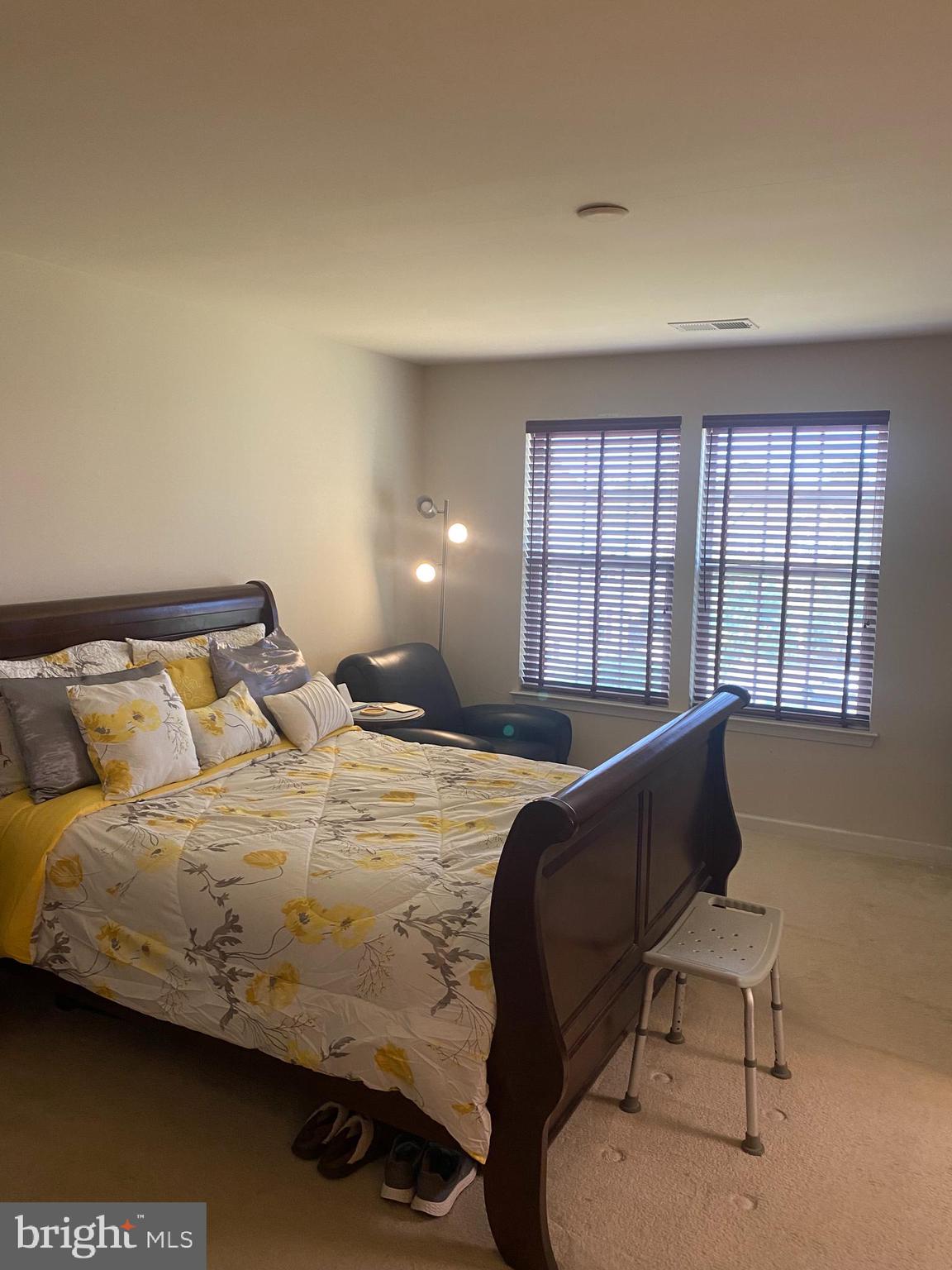 BROOKFIELD - Residential