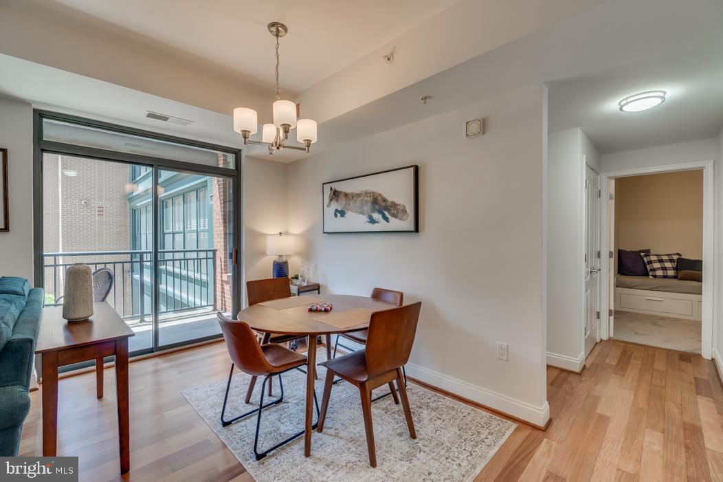 THE HENRY - Residential