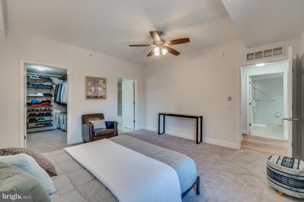 THE HENRY - Residential