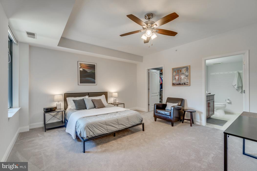 THE HENRY - Residential