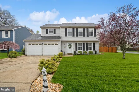 137 Robins Run E, Swedesboro, NJ 08085 - MLS#: NJGL2054828