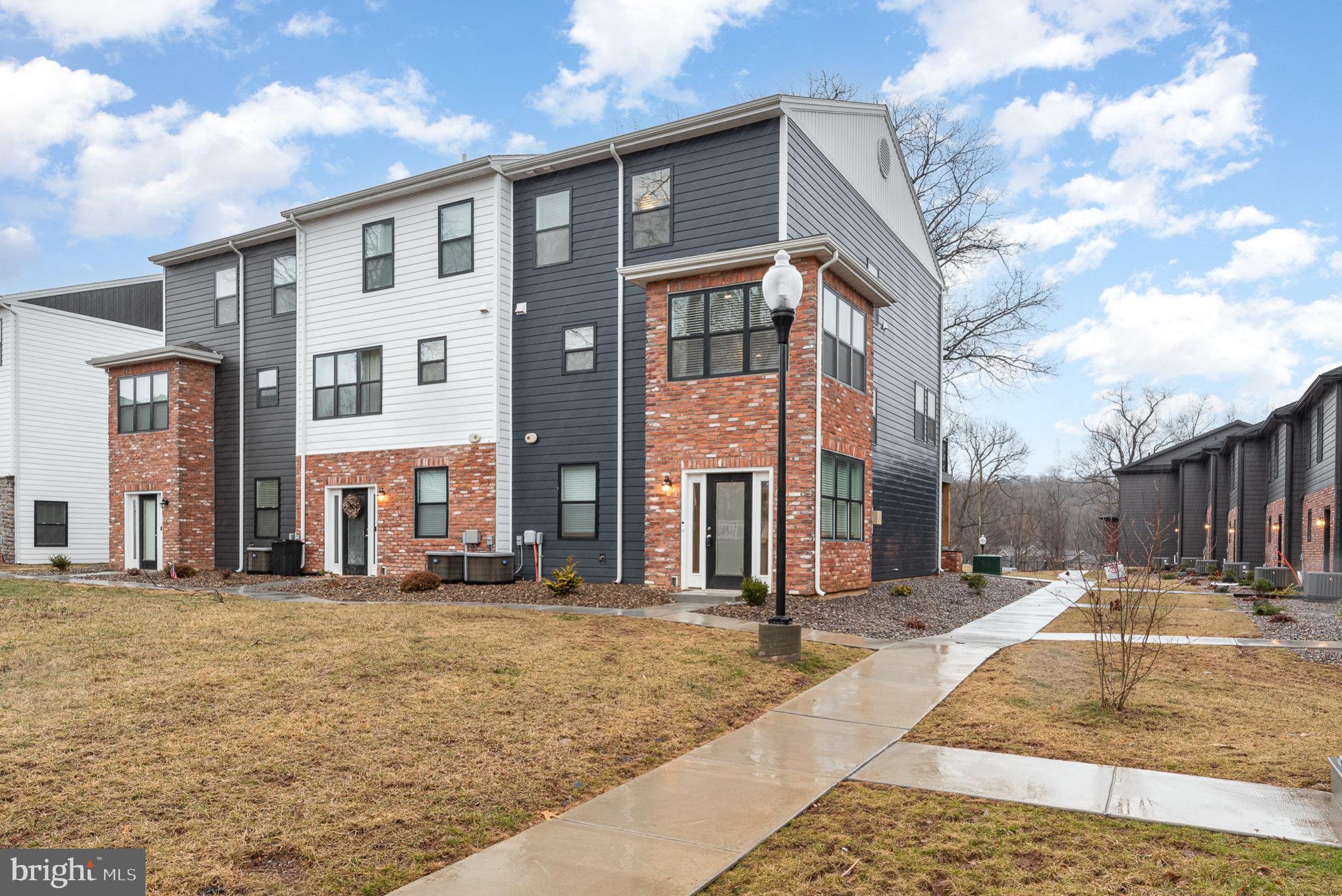 159 HIGH POINTE DRIVE