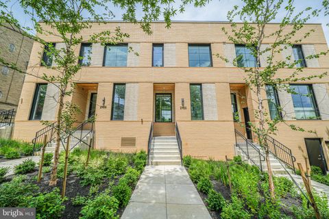 2903 NEWARK STREET NW WASHINGTON DC 20008