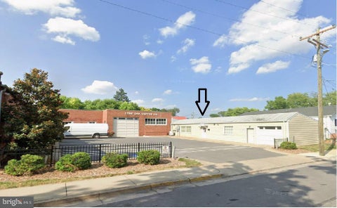 Photo of 20 W Bond Street, WINCHESTER, VA 22601 (MLS # VAWI2011620)