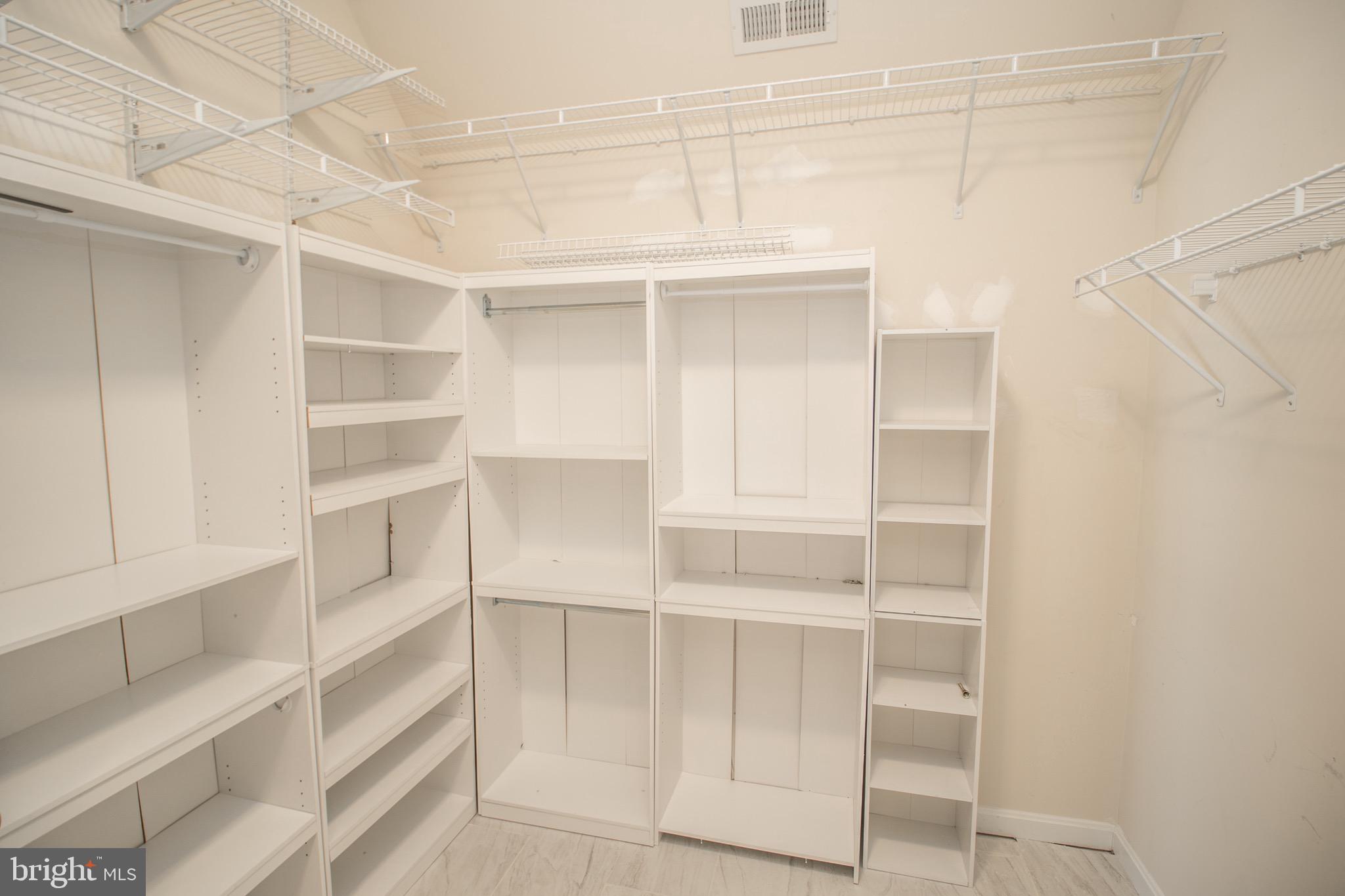 ELIZABETH HILLS PHASE 1 - Residential